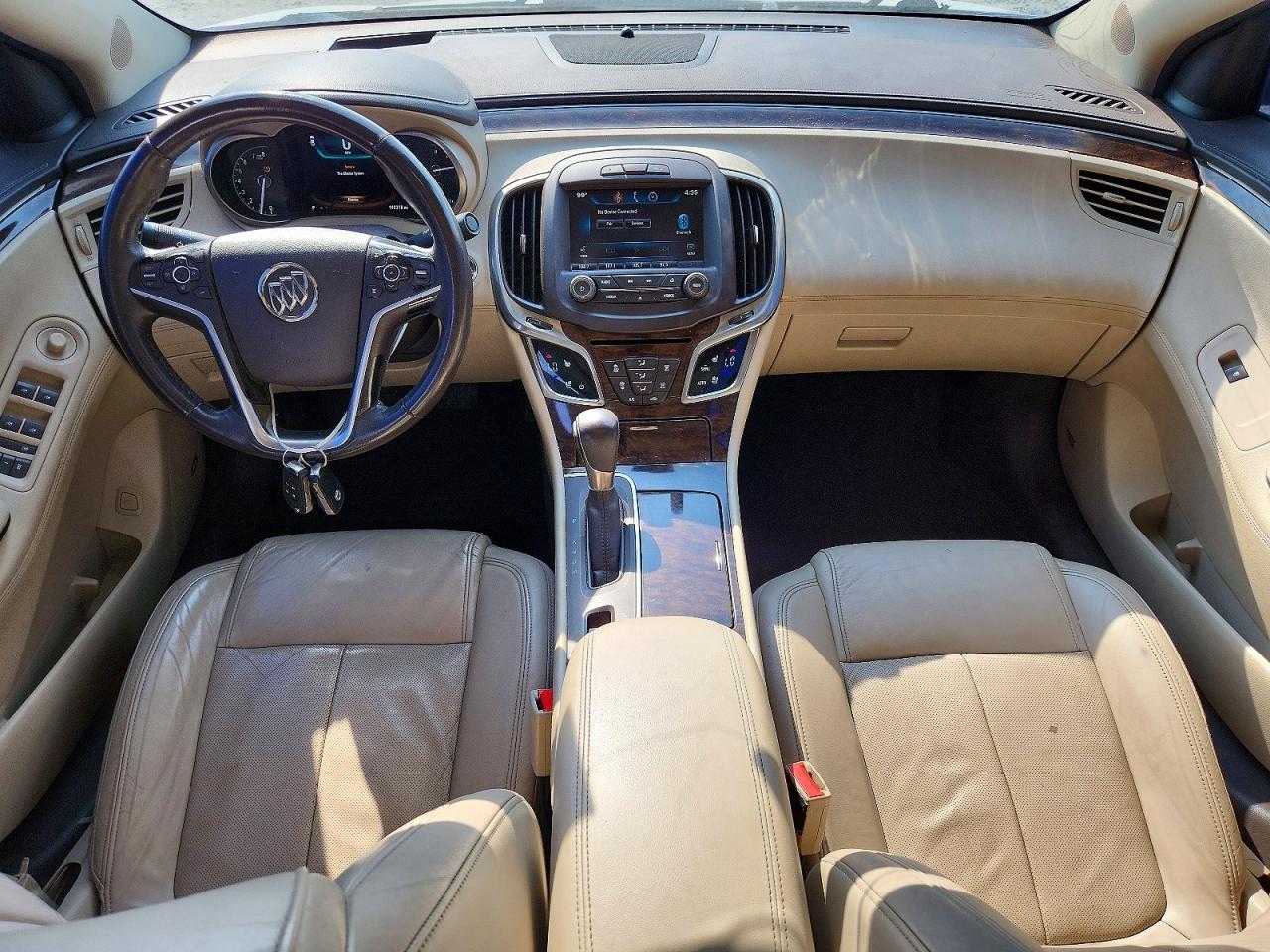 2015 Buick Lacrosse Premium White vin: 1G4GE5G33FF232302