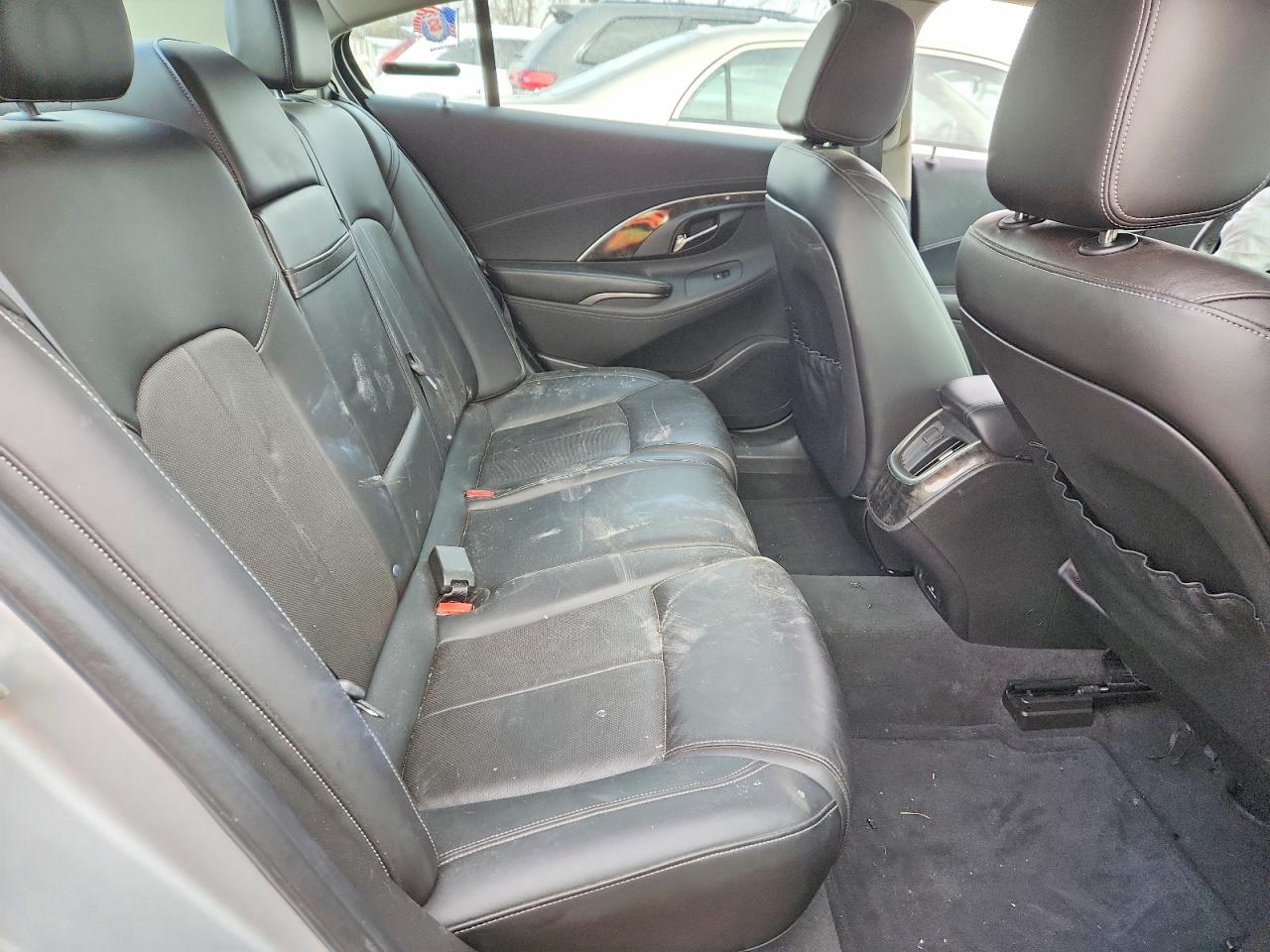 2015 Buick Lacrosse Premium Silver vin: 1G4GE5G39FF290513