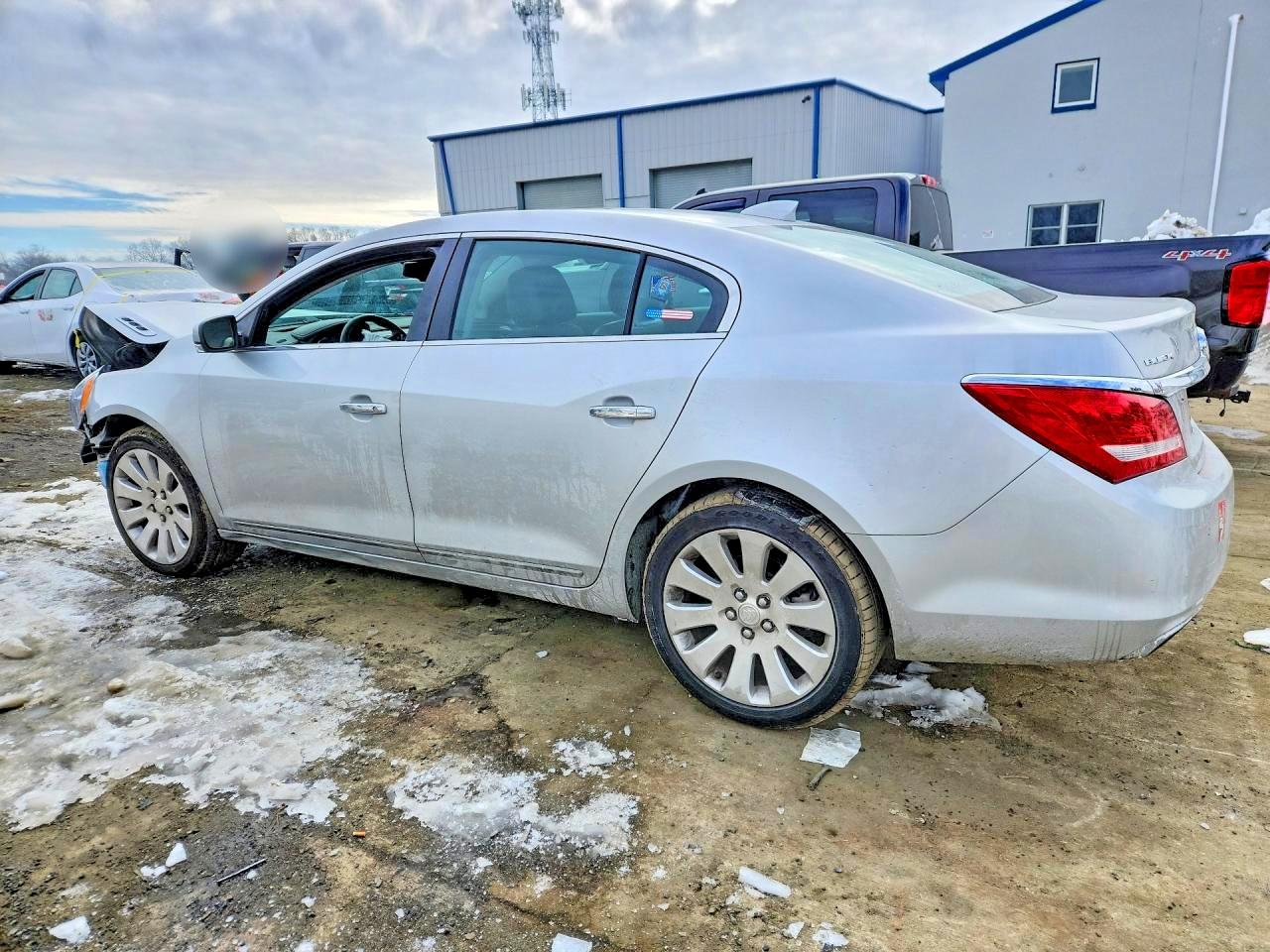 2015 Buick Lacrosse Premium Silver vin: 1G4GE5G39FF290513