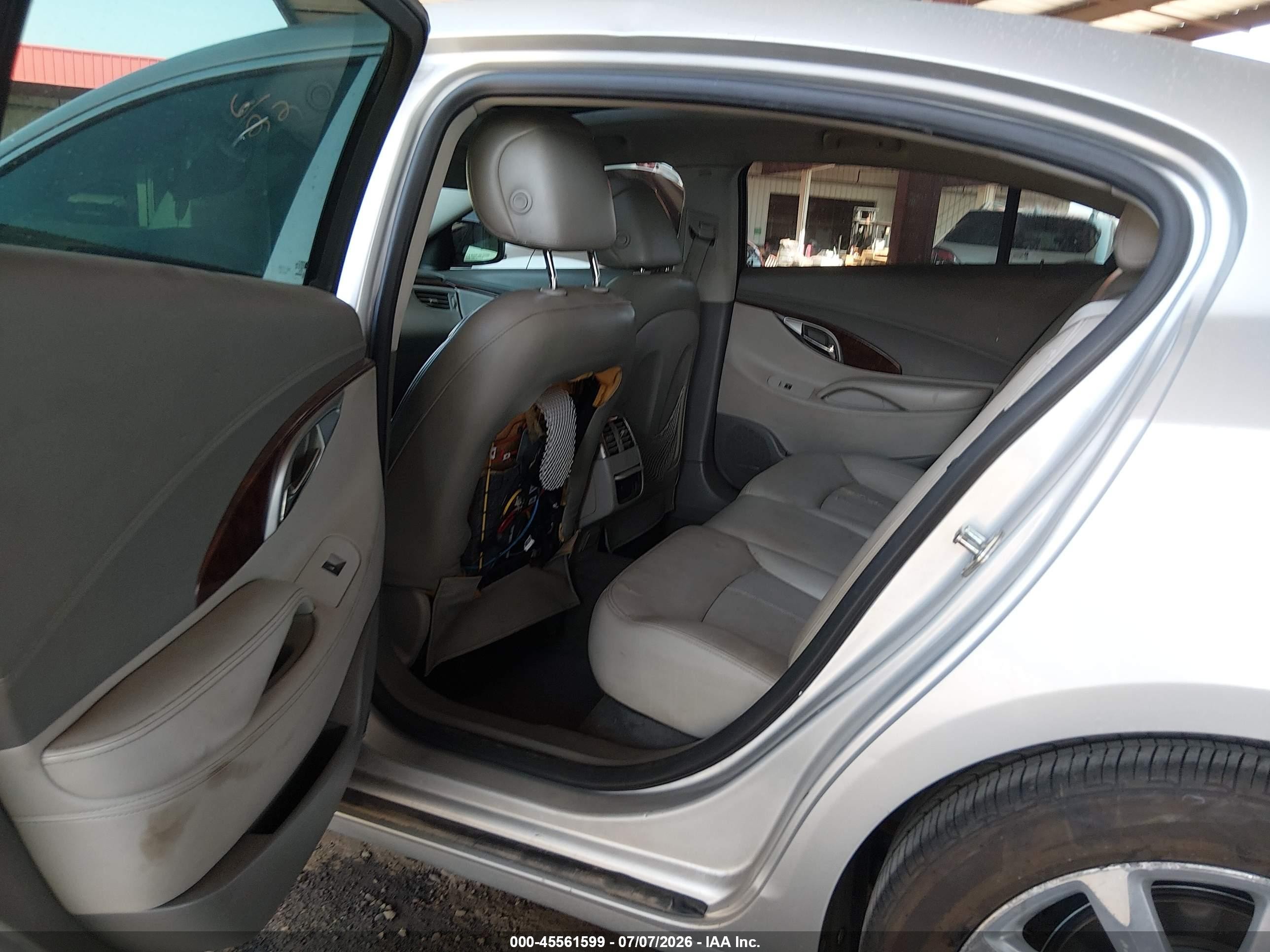 2011 Buick Lacrosse Cxs Кремовый vin: 1G4GE5GD0BF295490
