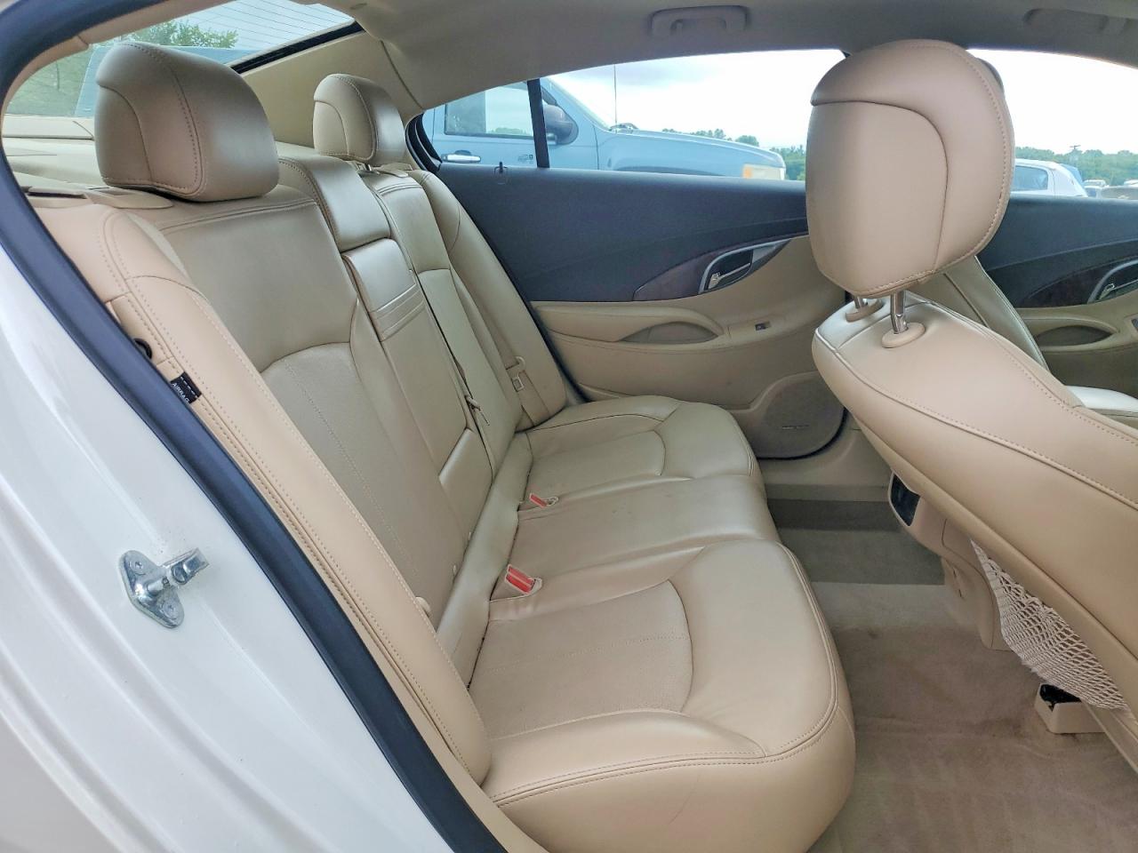 2011 Buick Lacrosse Cxs Cream vin: 1G4GE5GD9BF122485