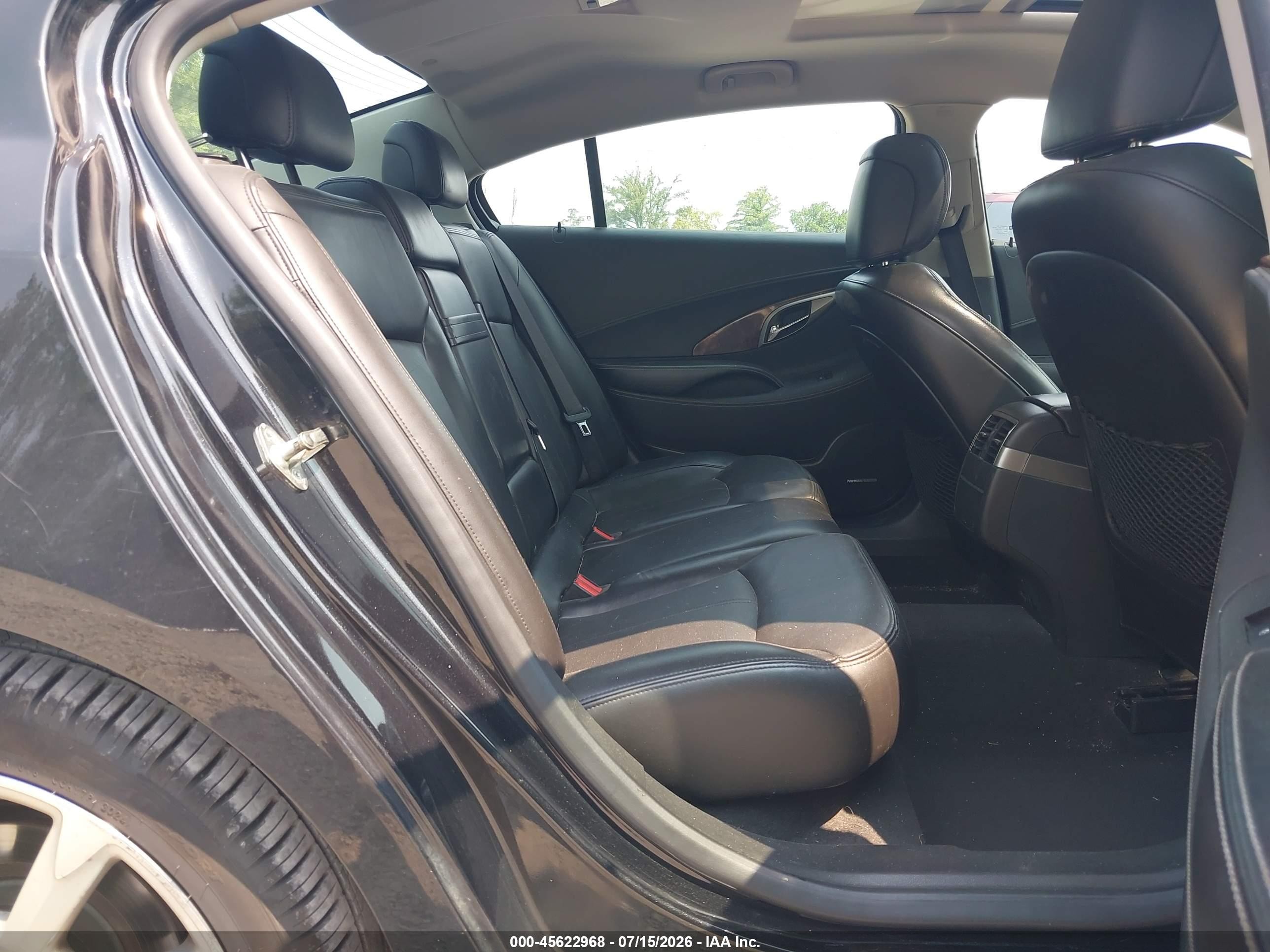 2010 Buick Lacrosse Cxs Black vin: 1G4GE5GV0AF188396