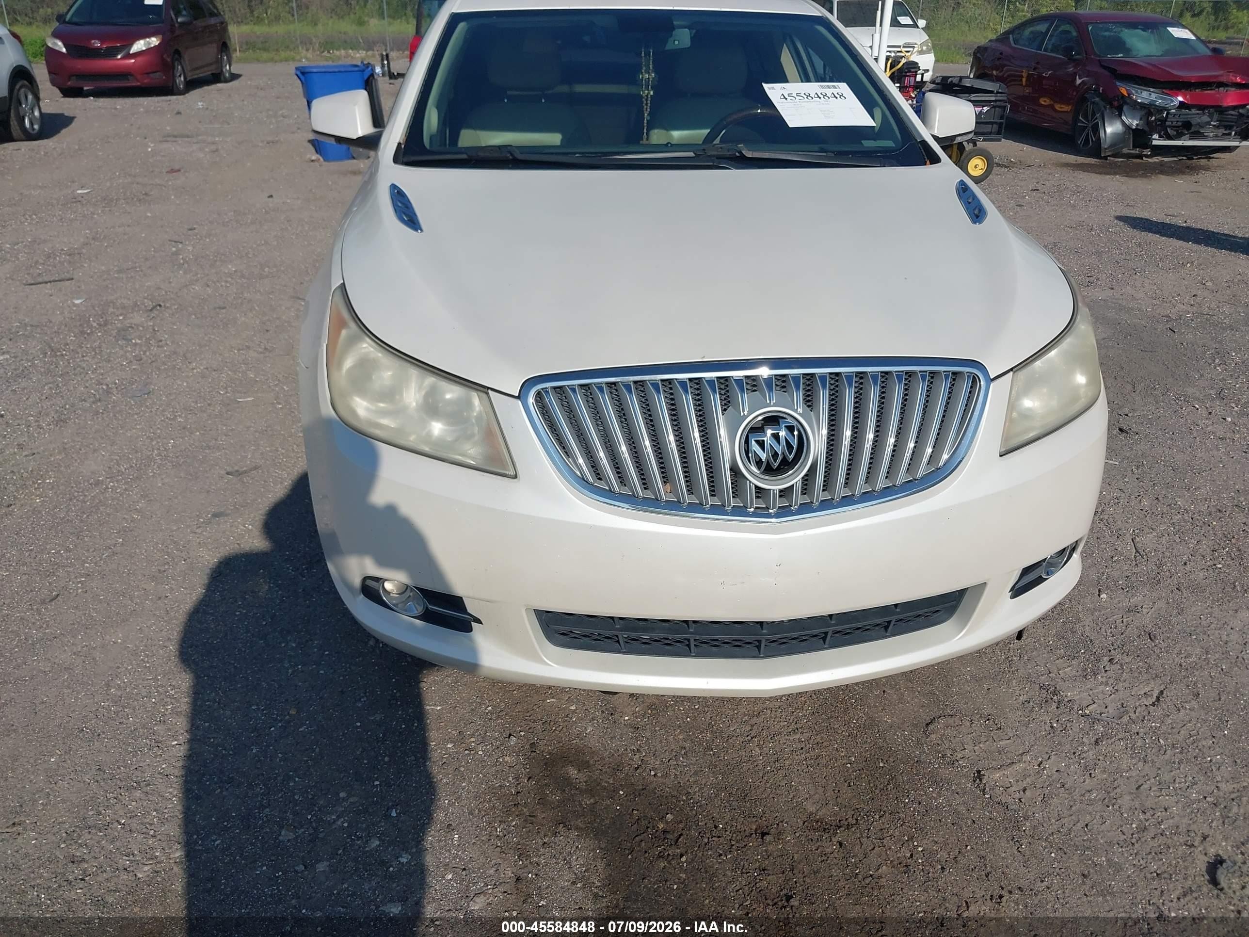2010 Buick Lacrosse Cxs Cream vin: 1G4GE5GV0AF298784