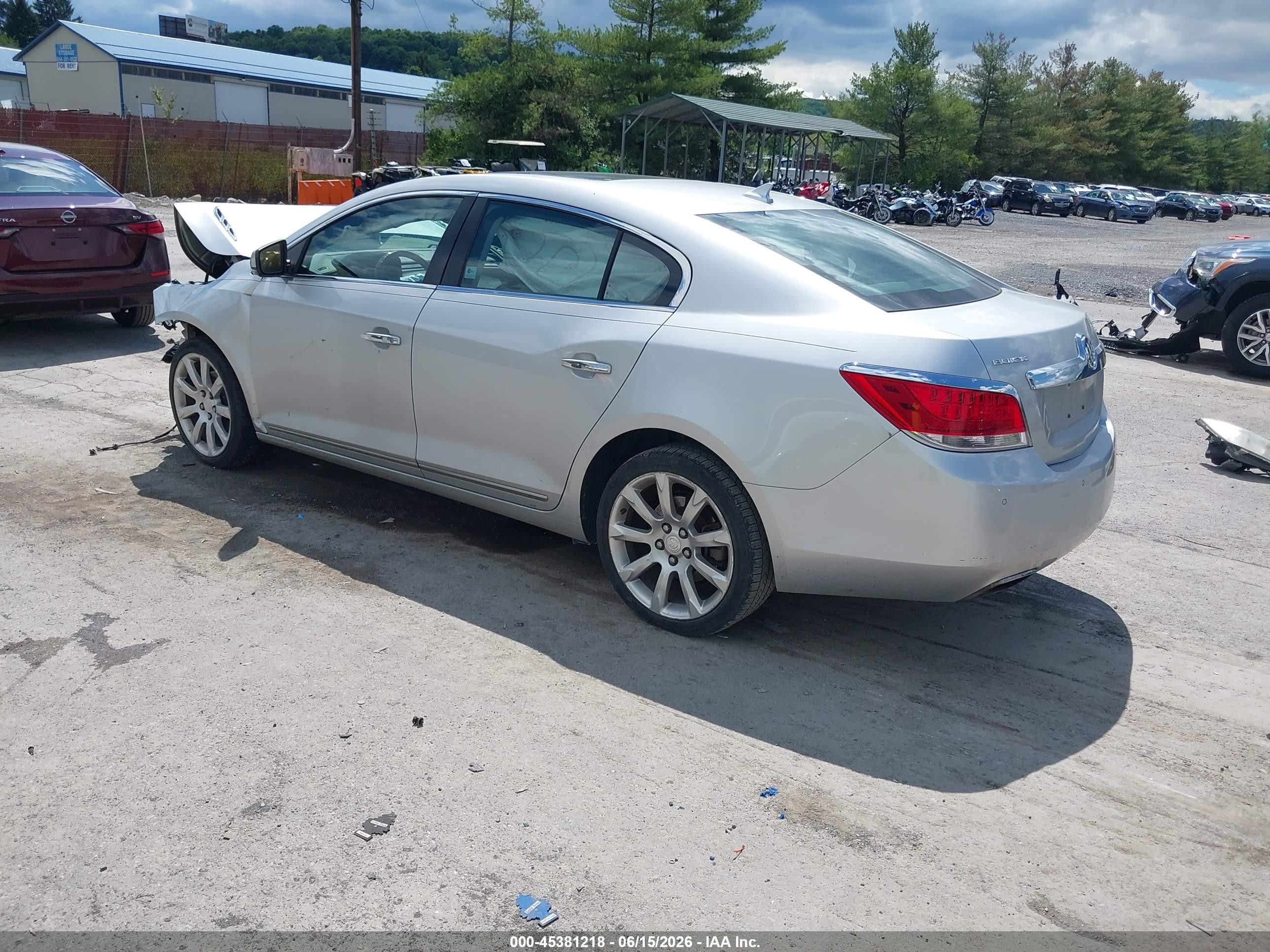 2010 Buick Lacrosse Cxs Silver vin: 1G4GE5GV0AF302347