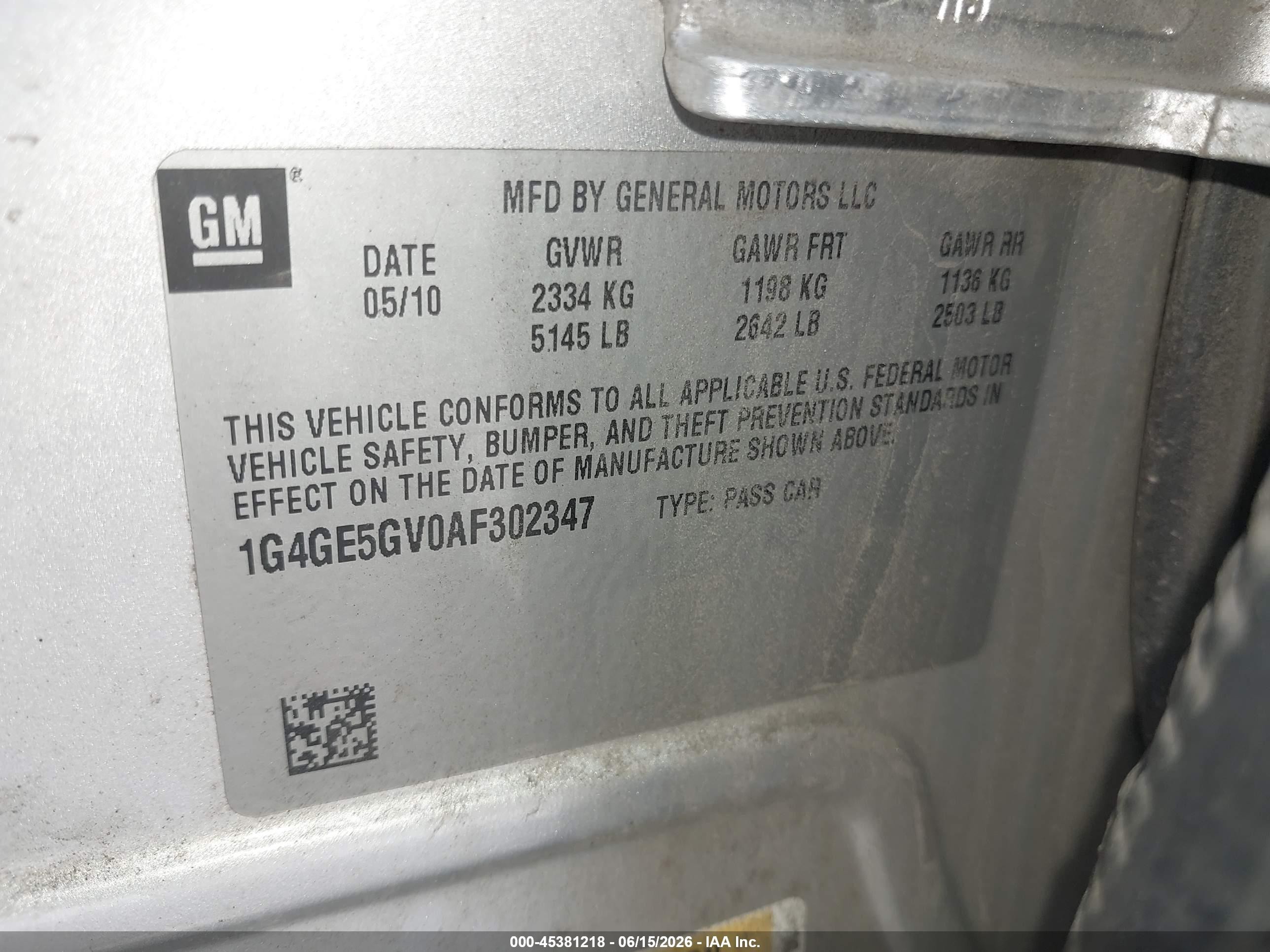 2010 Buick Lacrosse Cxs Silver vin: 1G4GE5GV0AF302347