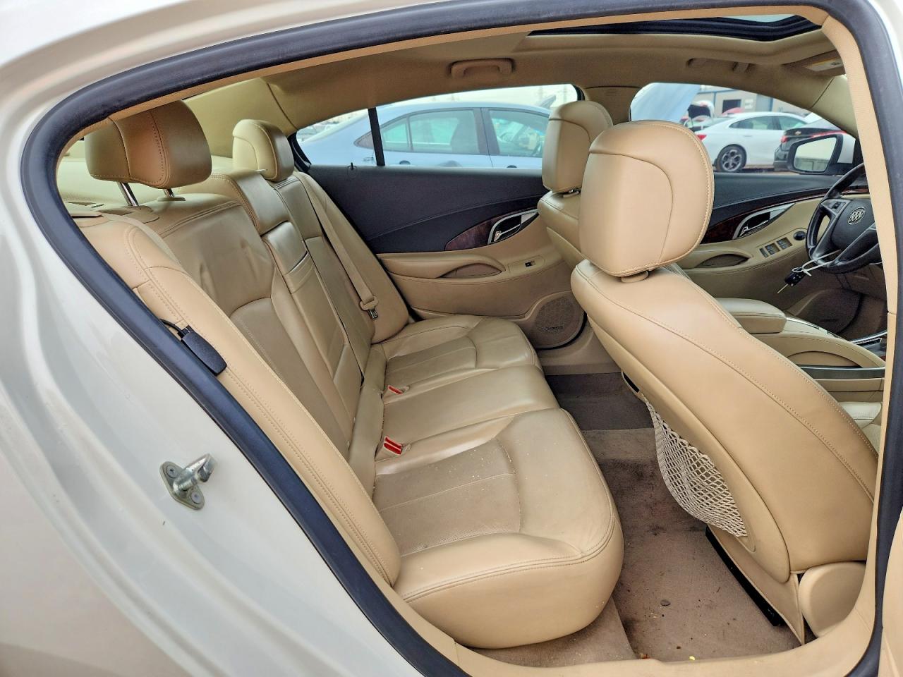 2010 Buick Lacrosse Cxs White vin: 1G4GE5GV5AF194128