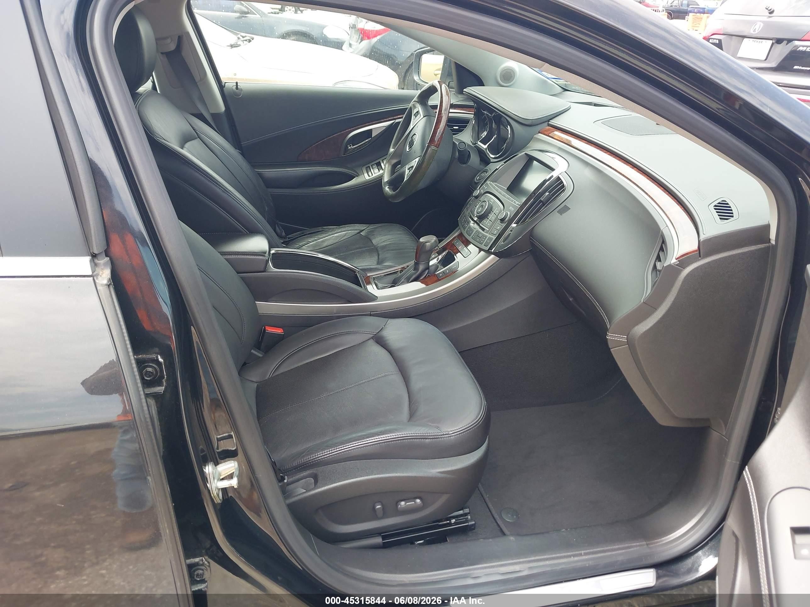 2010 Buick Lacrosse Cxs Black vin: 1G4GE5GV6AF152213