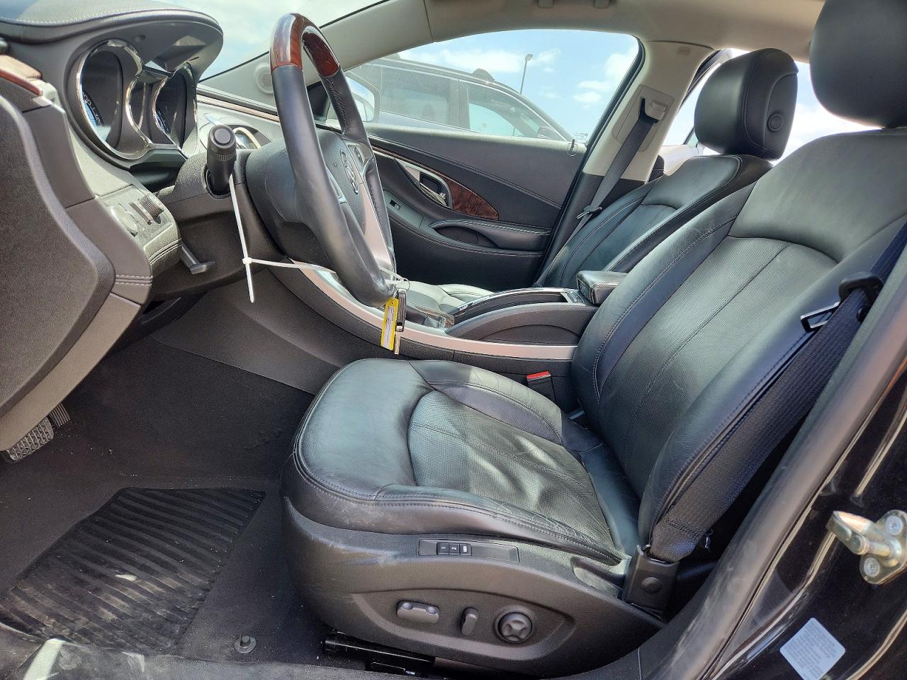 2010 Buick Lacrosse Cxs Black vin: 1G4GE5GV6AF257284