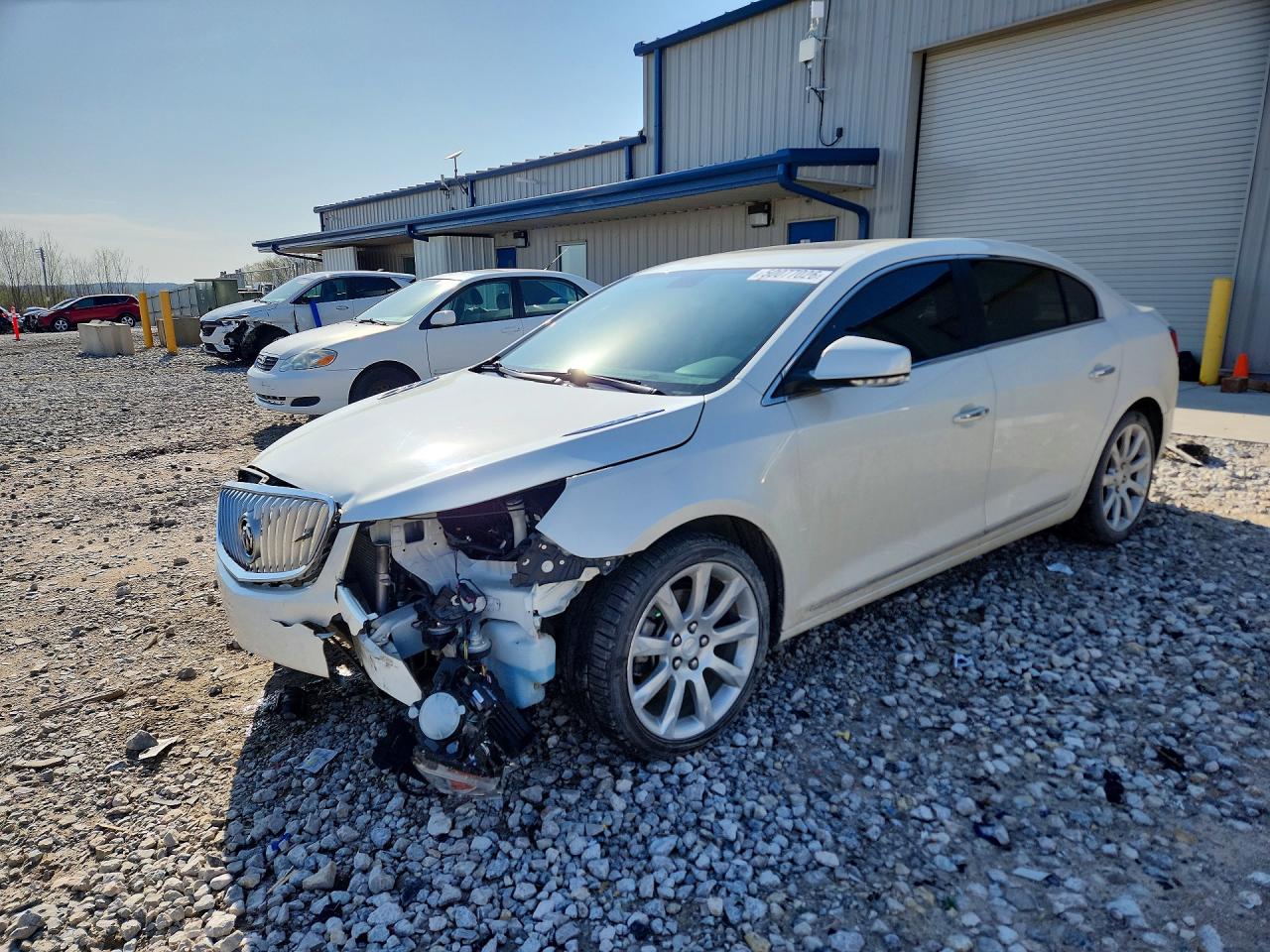 2010 Buick Lacrosse Cxs White vin: 1G4GE5GV8AF174231