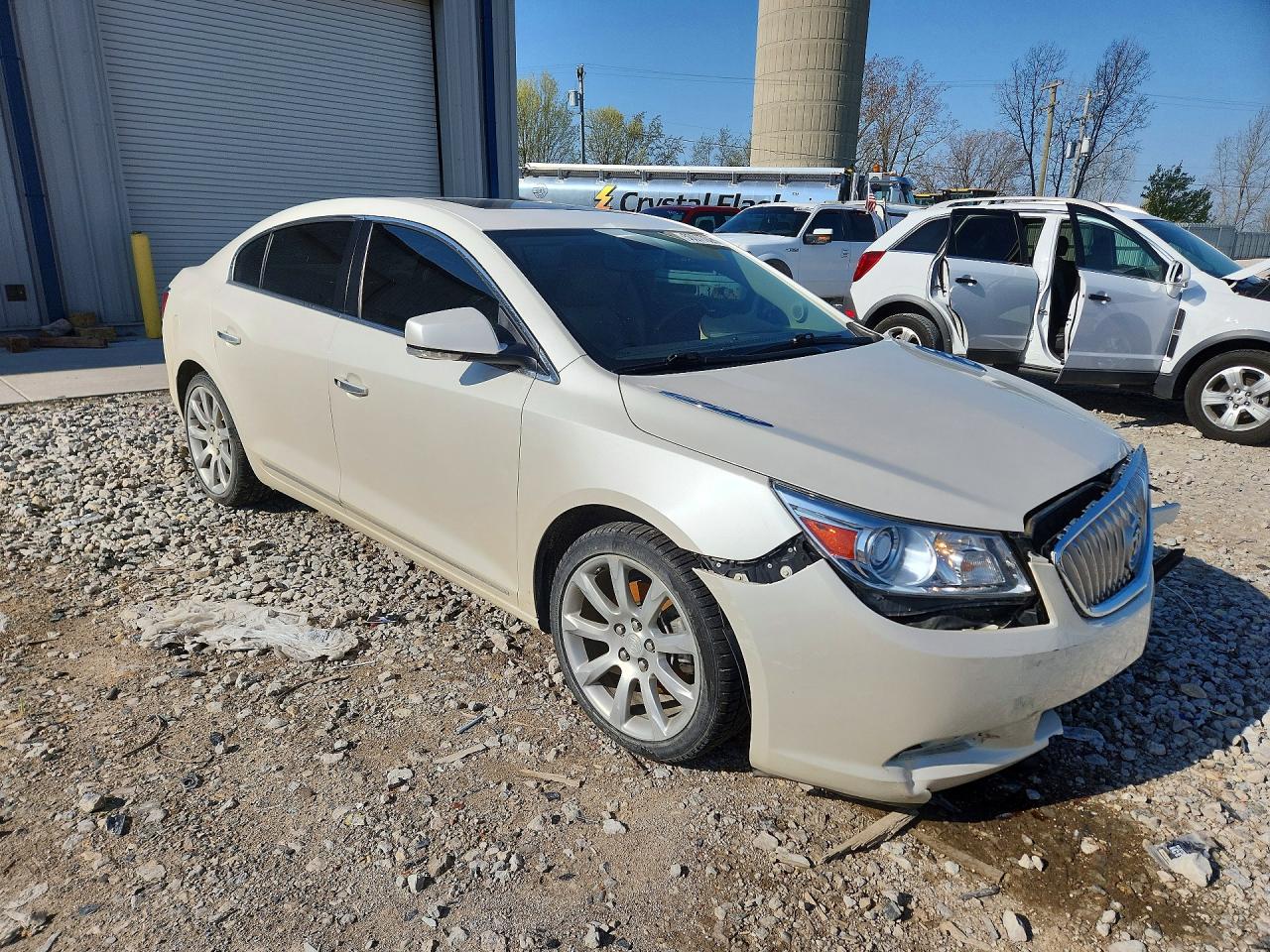 2010 Buick Lacrosse Cxs White vin: 1G4GE5GV8AF174231