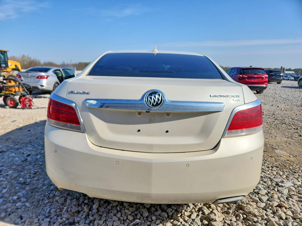 2010 Buick Lacrosse Cxs White vin: 1G4GE5GV8AF174231
