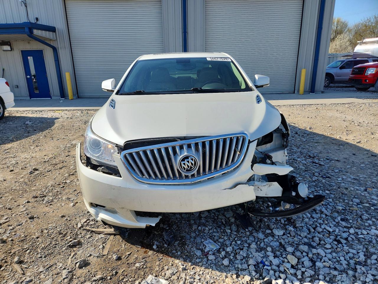 2010 Buick Lacrosse Cxs White vin: 1G4GE5GV8AF174231