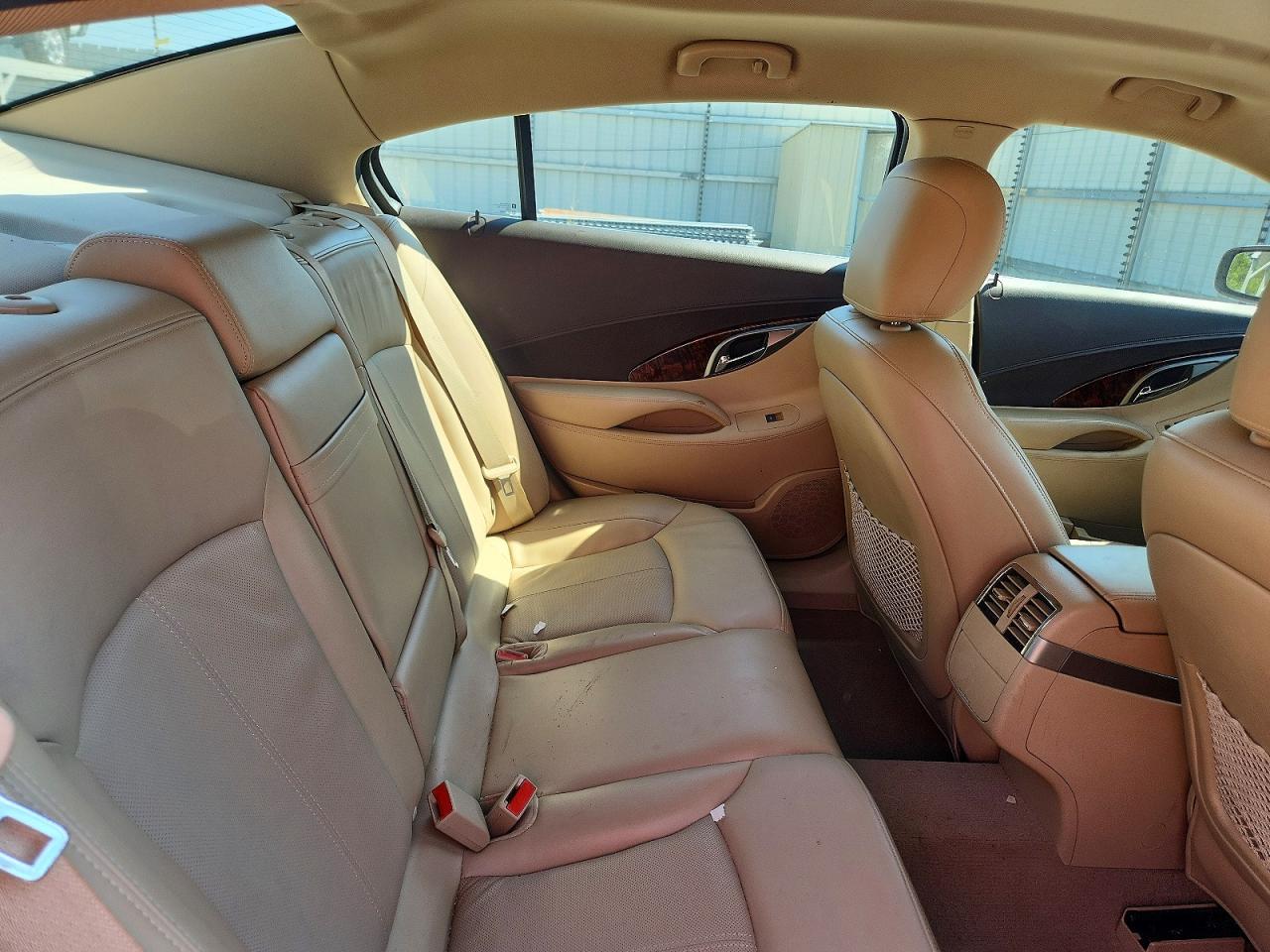 2013 Buick Lacrosse Premium Beige vin: 1G4GF5E30DF180771