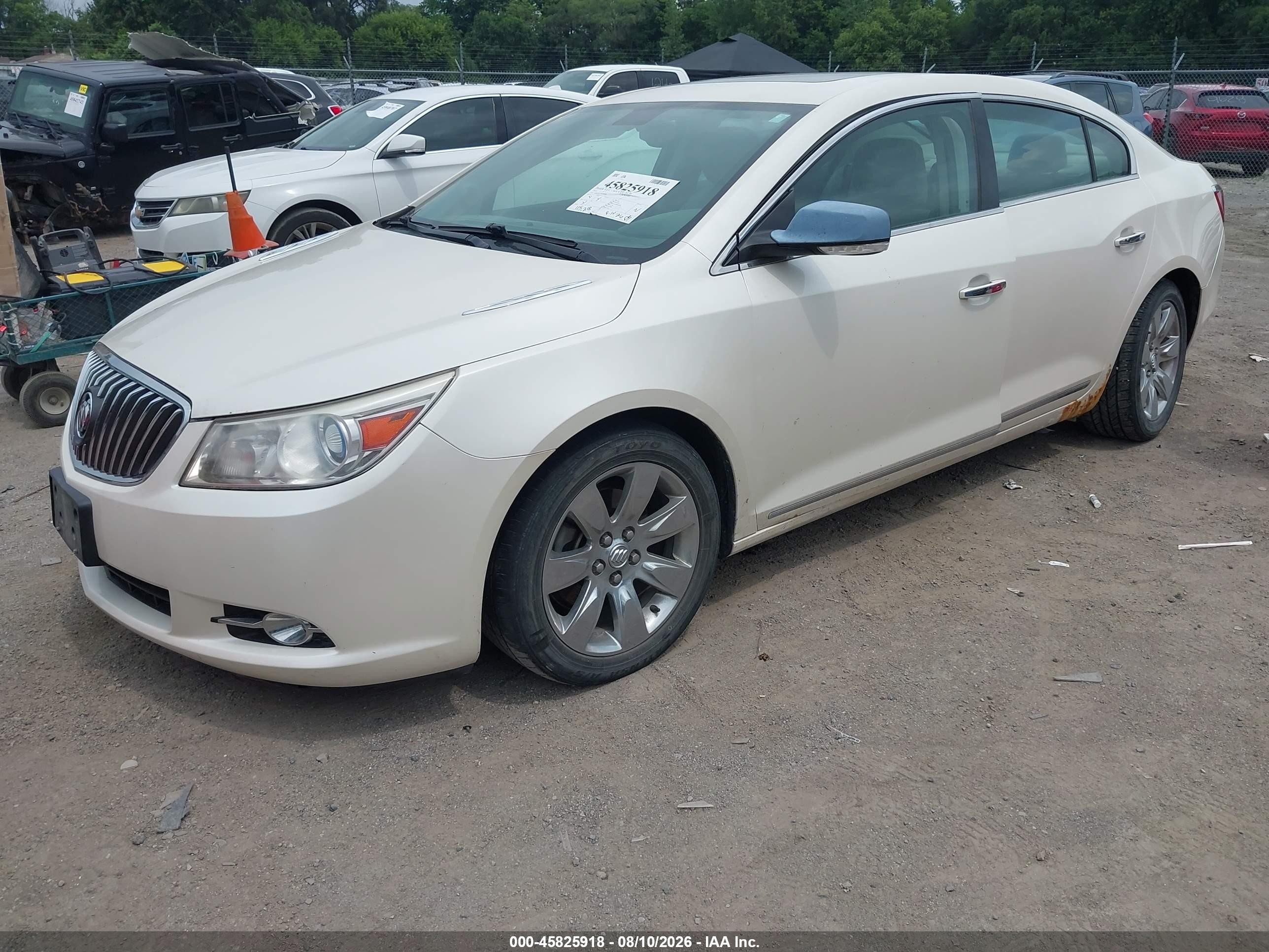 2013 Buick Lacrosse Premium 1 Group White vin: 1G4GF5E31DF195540