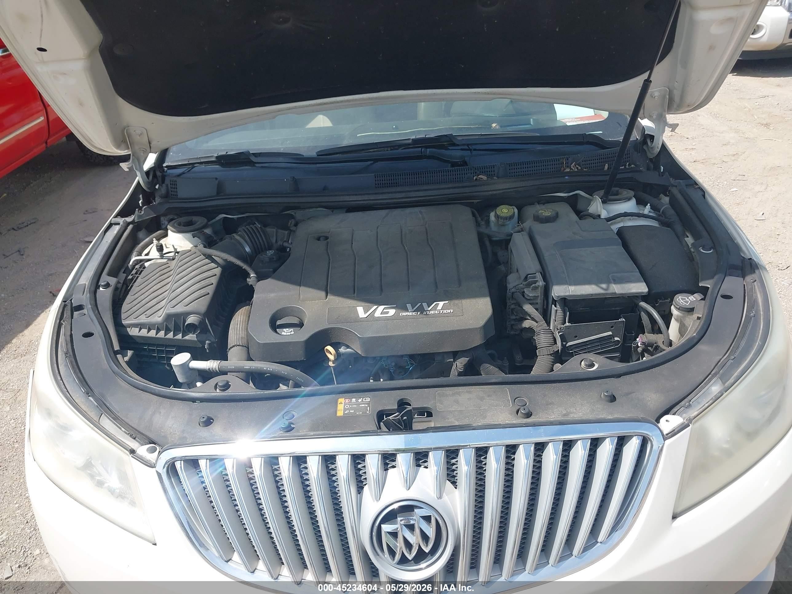 2012 Buick Lacrosse Premium 2 Group White vin: 1G4GF5E32CF188787