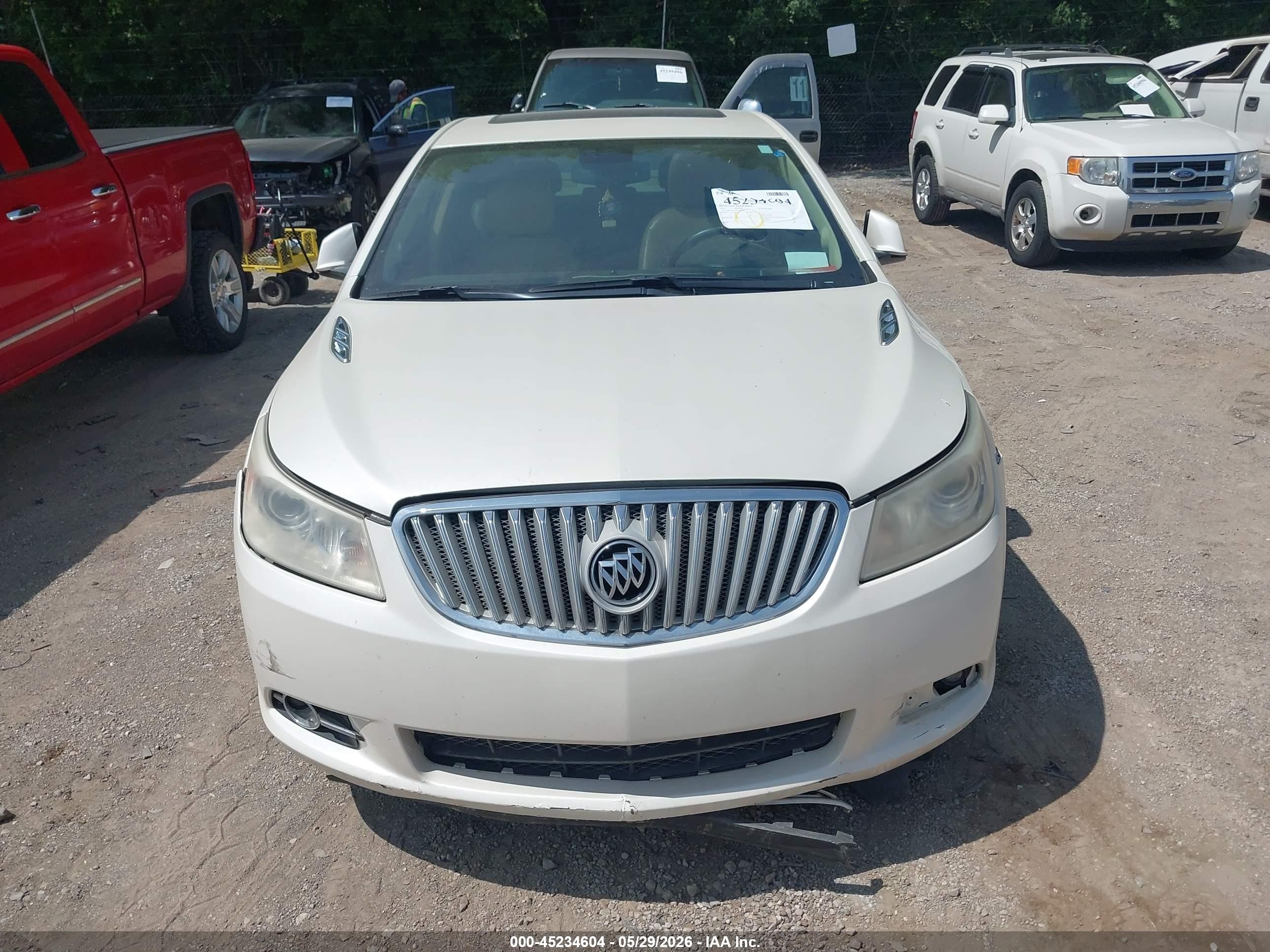 2012 Buick Lacrosse Premium 2 Group White vin: 1G4GF5E32CF188787