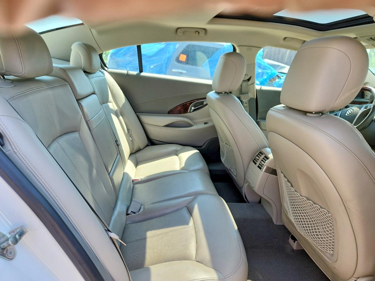 2013 Buick Lacrosse Premium Белый vin: 1G4GF5E32DF304183