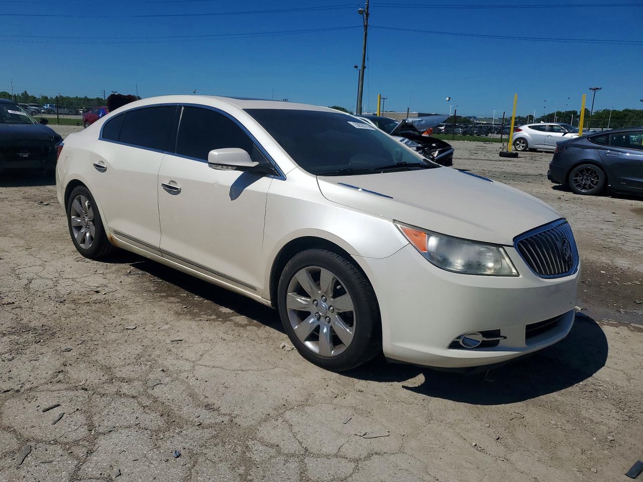 2013 Buick Lacrosse Premium White vin: 1G4GF5E33DF214895
