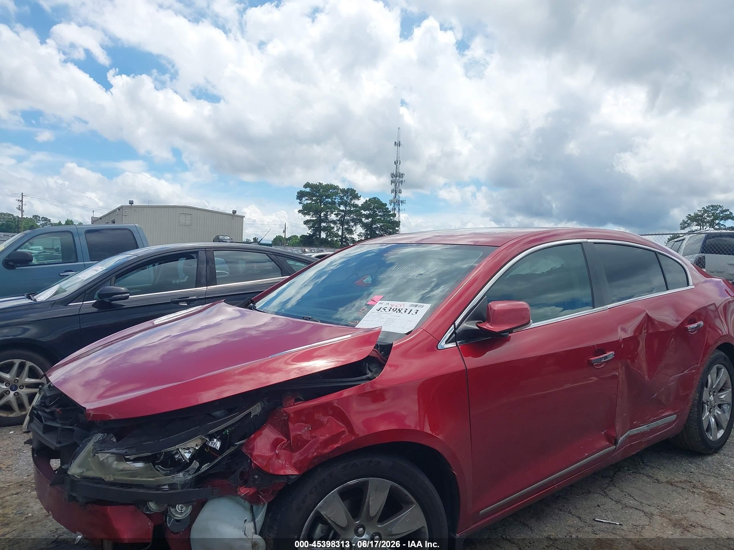 2013 Buick Lacrosse Premium 1 Group Red vin: 1G4GF5E33DF309490