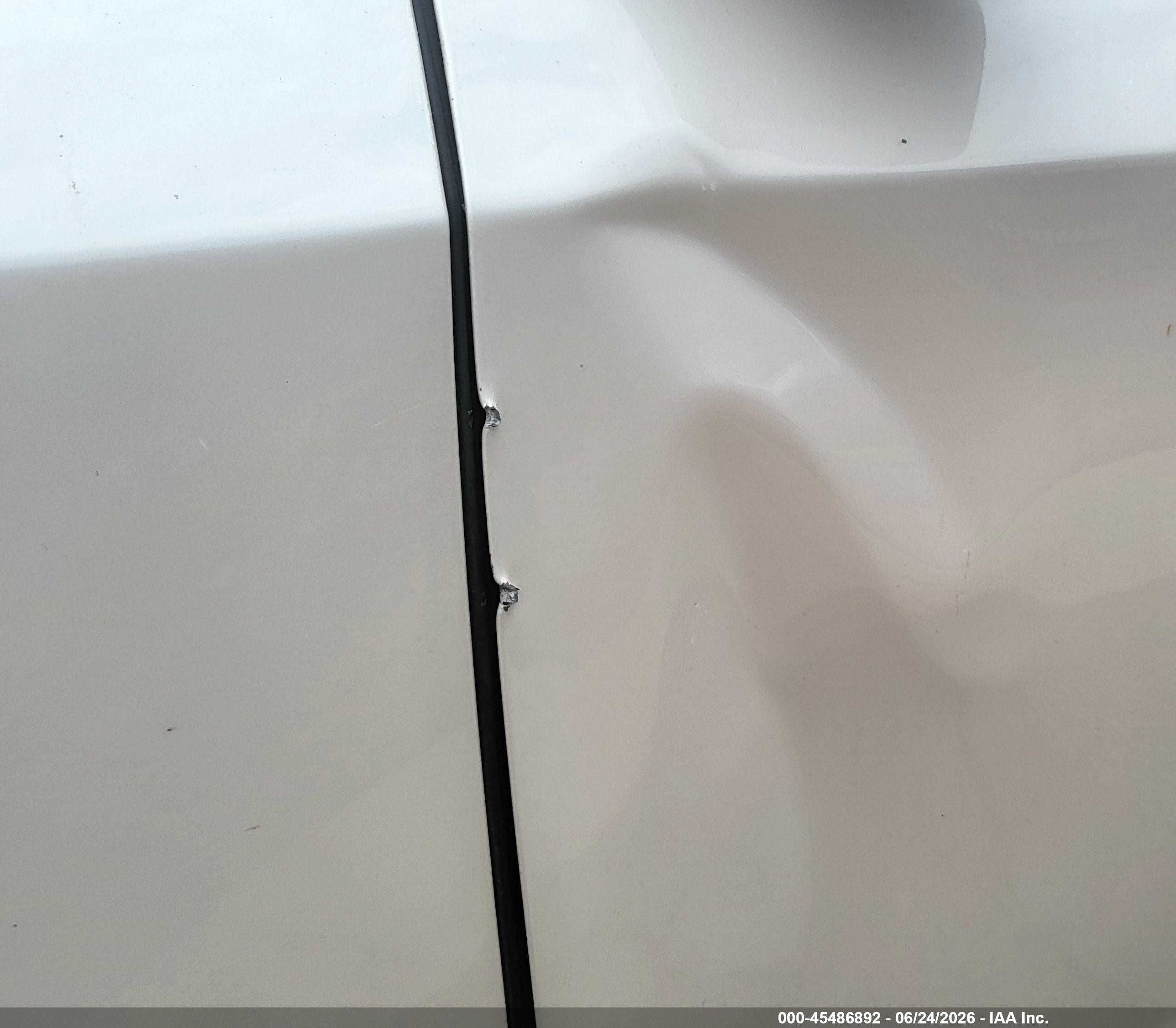 2013 Buick Lacrosse Premium 1 Group White vin: 1G4GF5E36DF308110