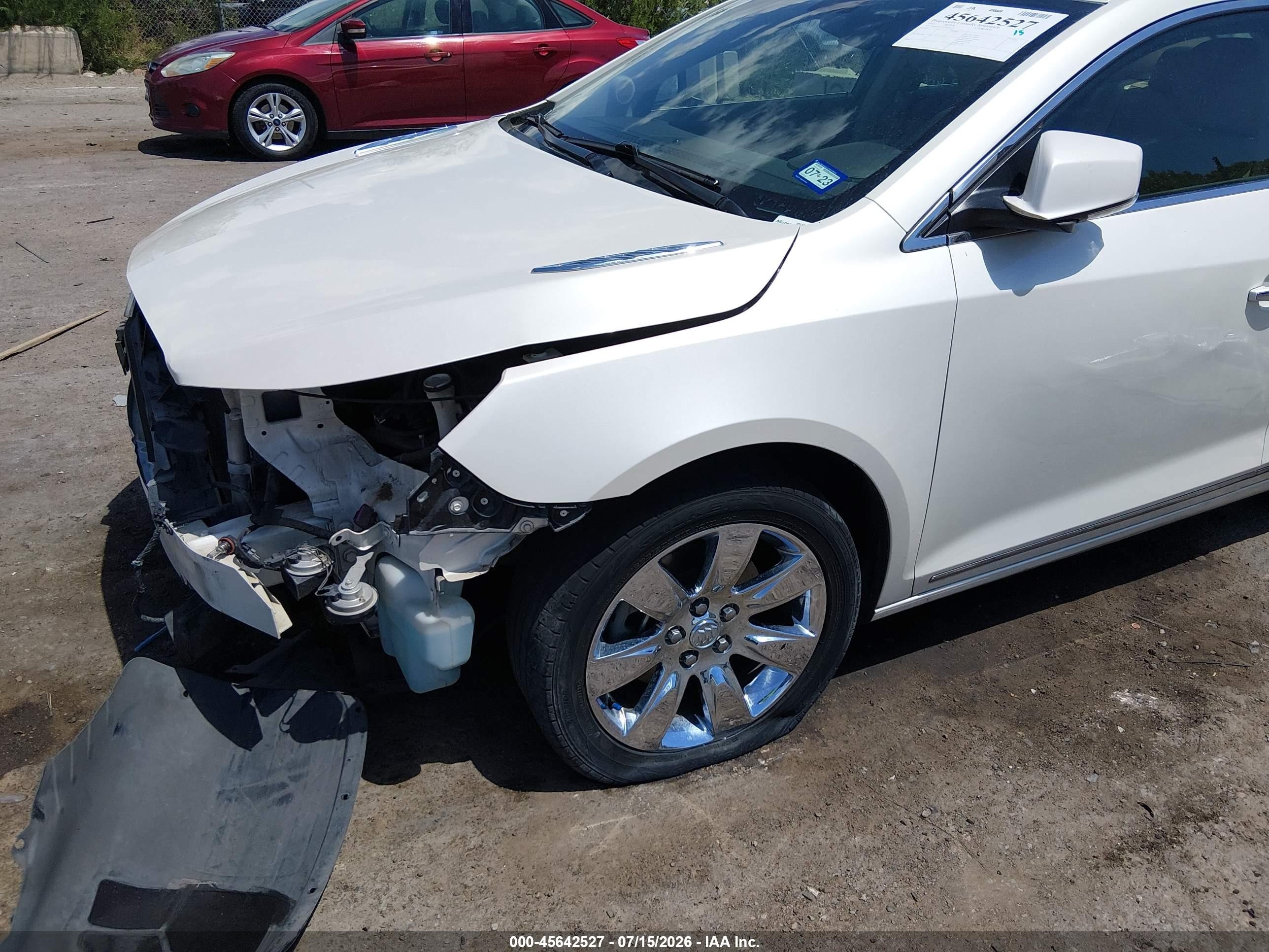 2012 Buick Lacrosse Premium 2 Group White vin: 1G4GF5E37CF206412