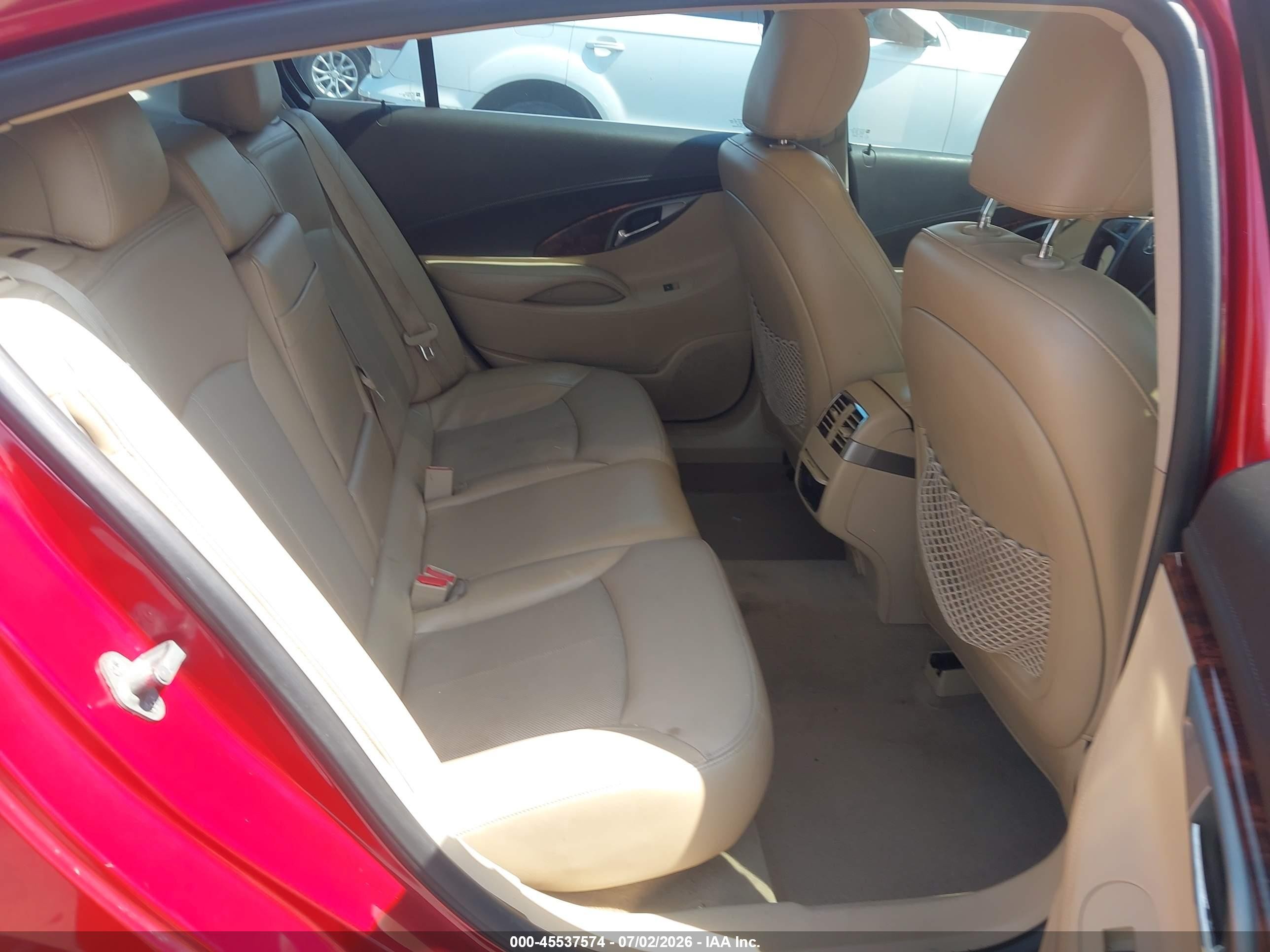2013 Buick Lacrosse Premium 1 Group Red vin: 1G4GF5E37DF207481