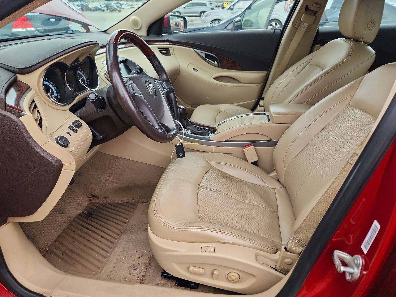 2013 Buick Lacrosse Premium Red vin: 1G4GF5E37DF278650