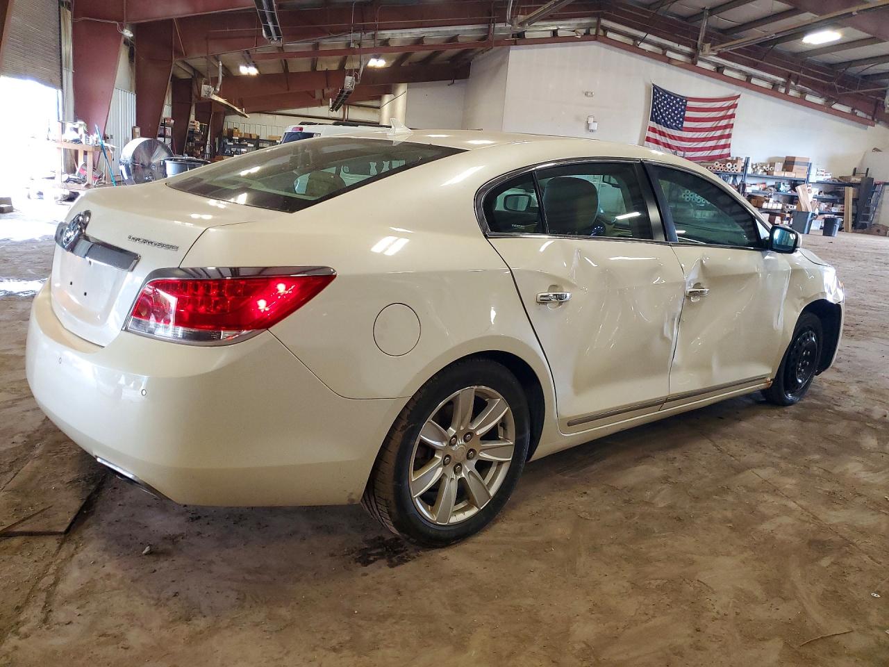 2013 Buick Lacrosse Premium White vin: 1G4GF5E39DF144951