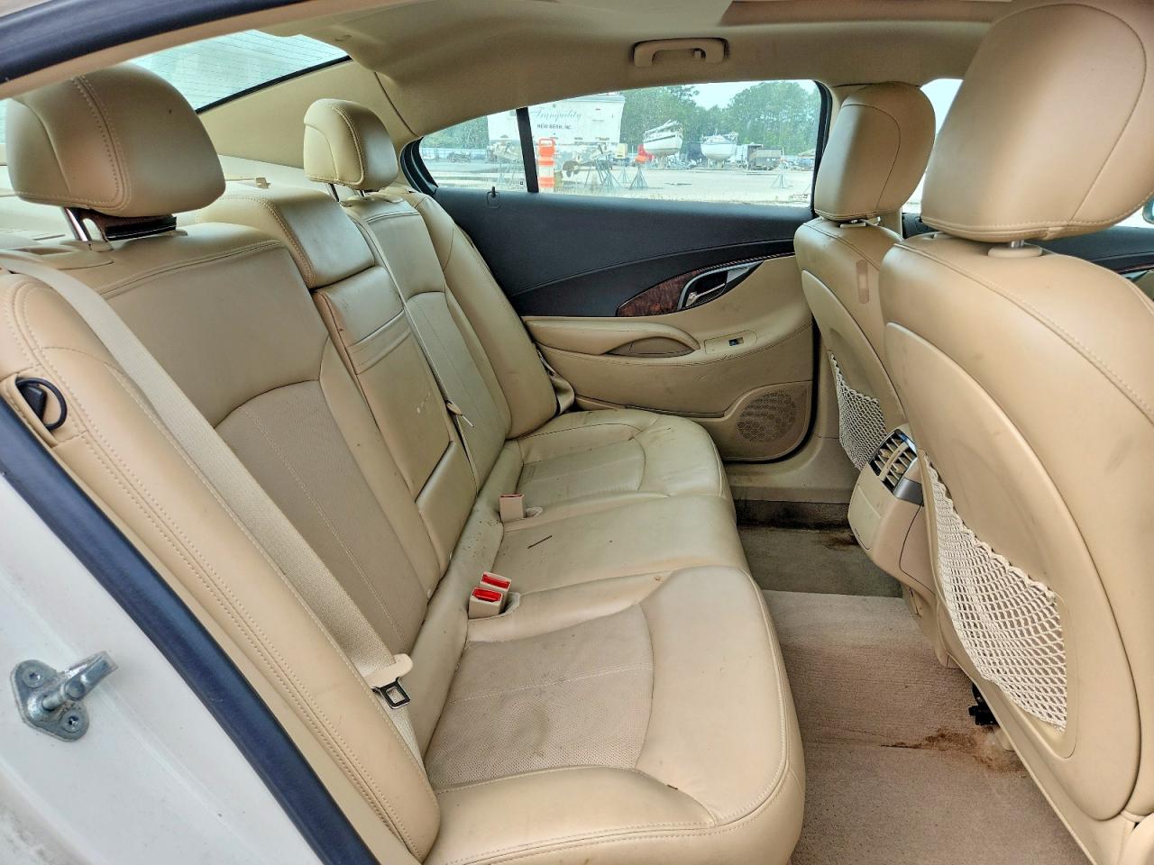 2013 Buick Lacrosse Premium Cream vin: 1G4GF5E39DF218157