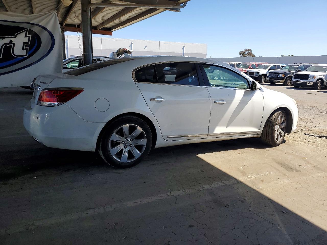 2012 Buick Lacrosse Premium White vin: 1G4GF5E3XCF199813