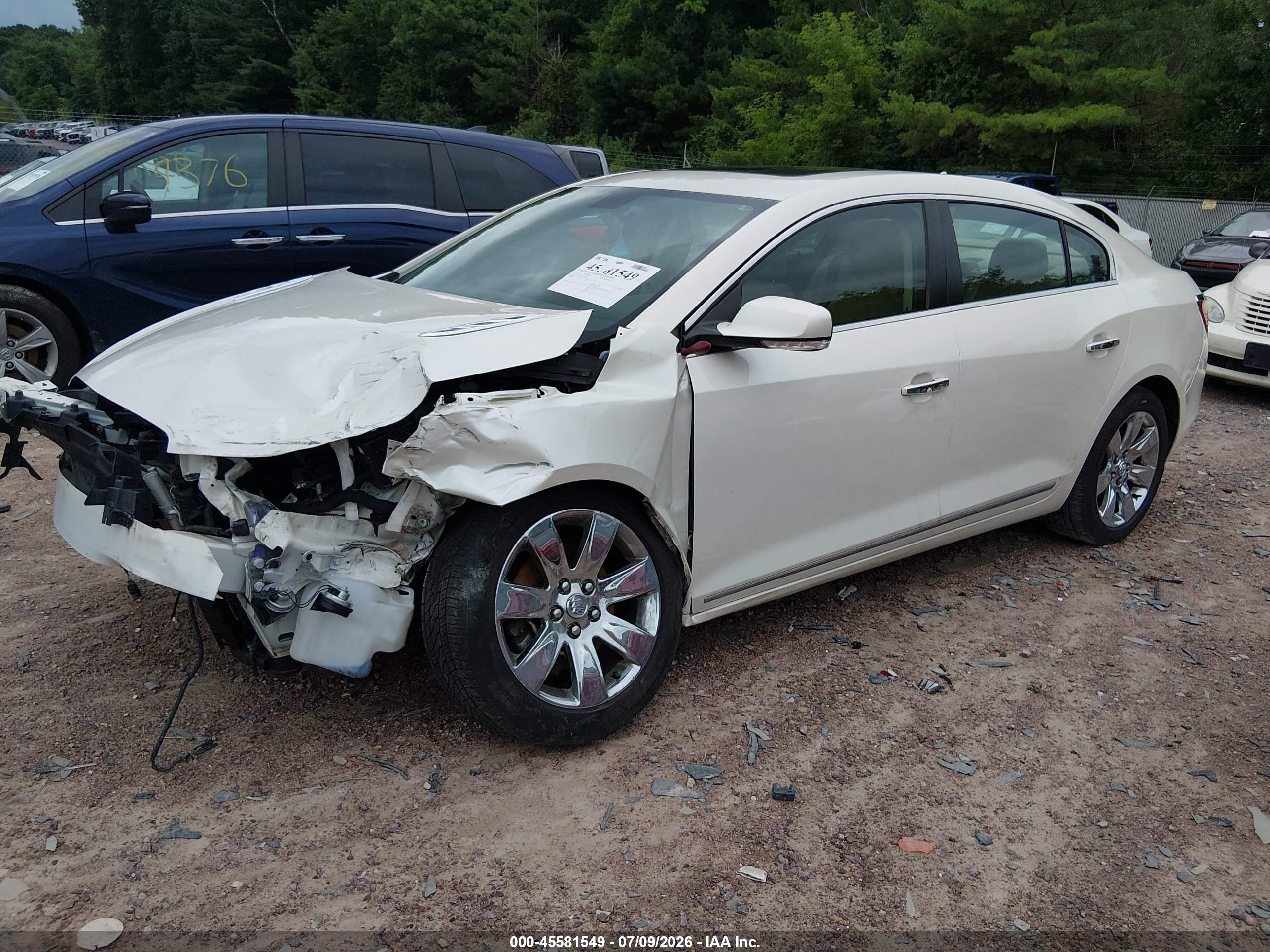 2013 Buick Lacrosse Premium 1 Group White vin: 1G4GF5E3XDF196847