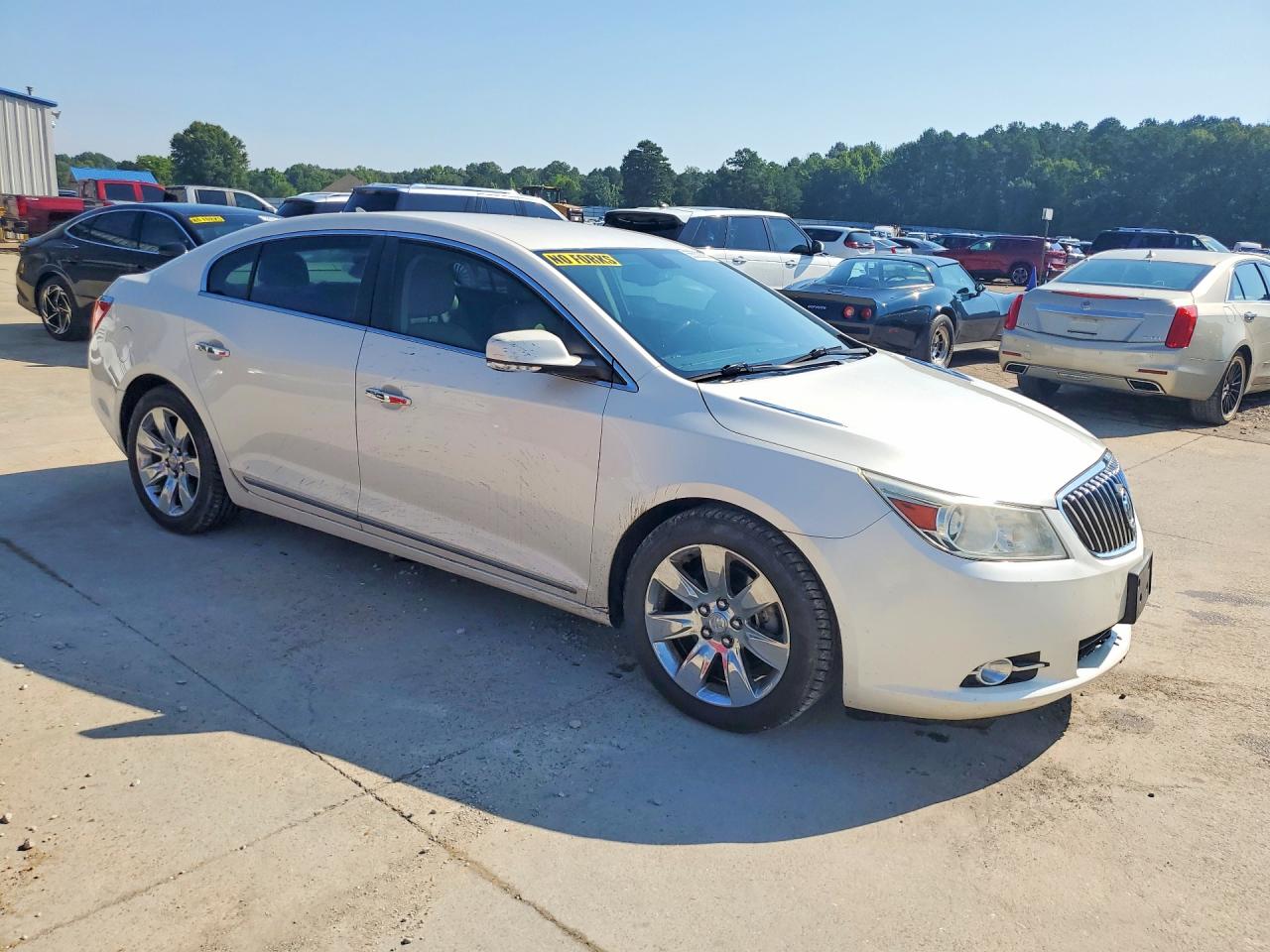 2013 Buick Lacrosse Premium White vin: 1G4GF5E3XDF200279