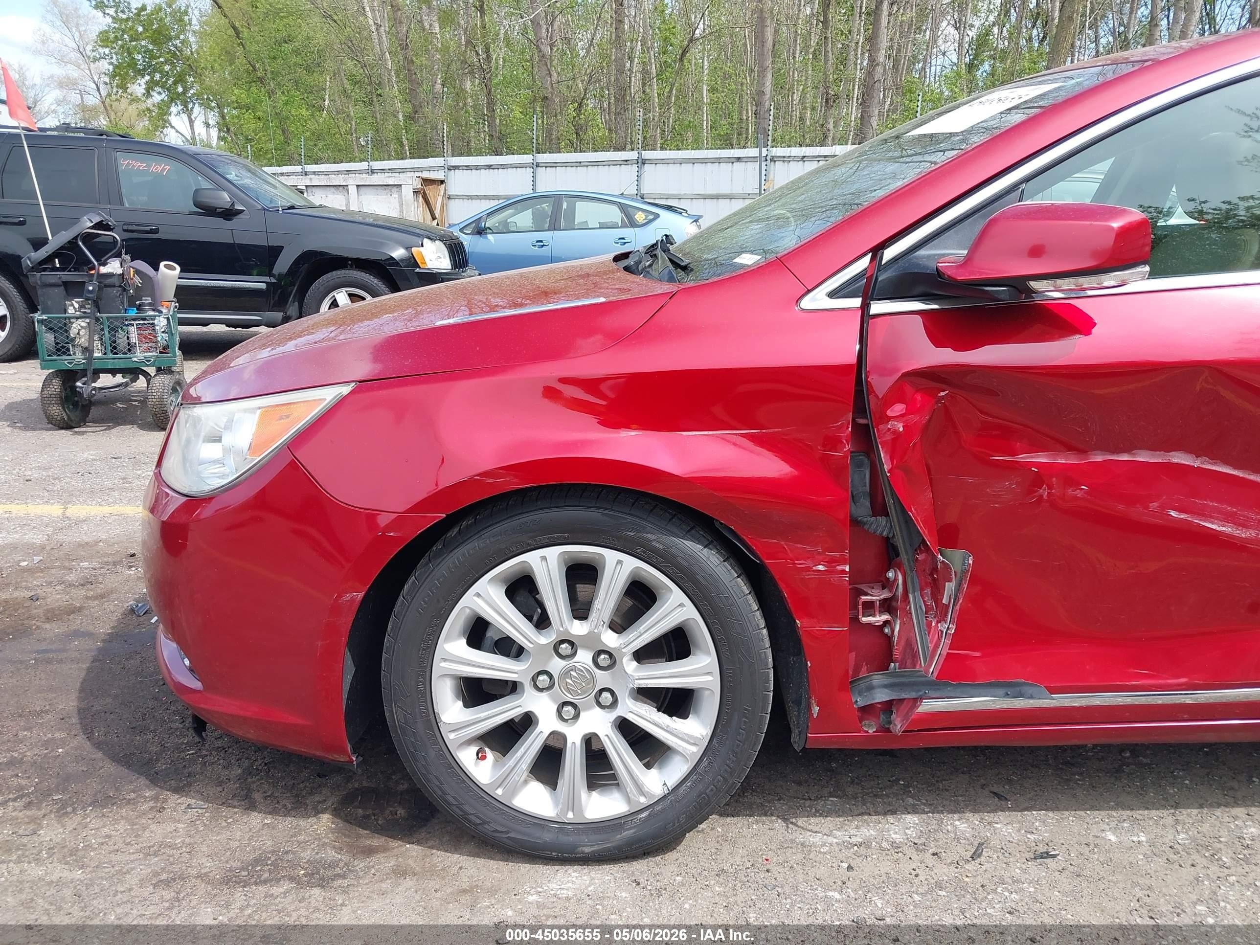 2013 Buick Lacrosse Premium 1 Group Red vin: 1G4GF5E3XDF257016