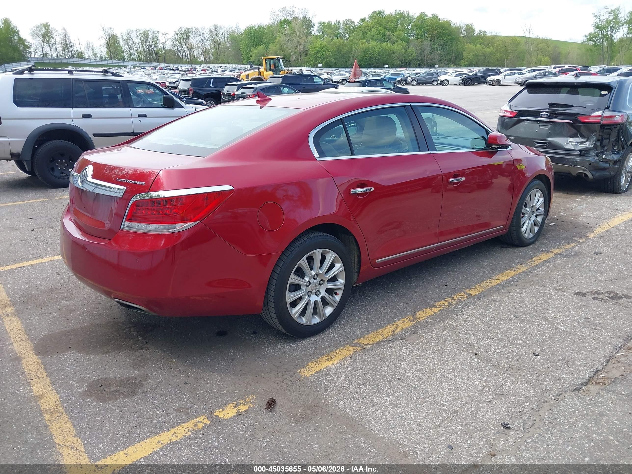 2013 Buick Lacrosse Premium 1 Group Red vin: 1G4GF5E3XDF257016