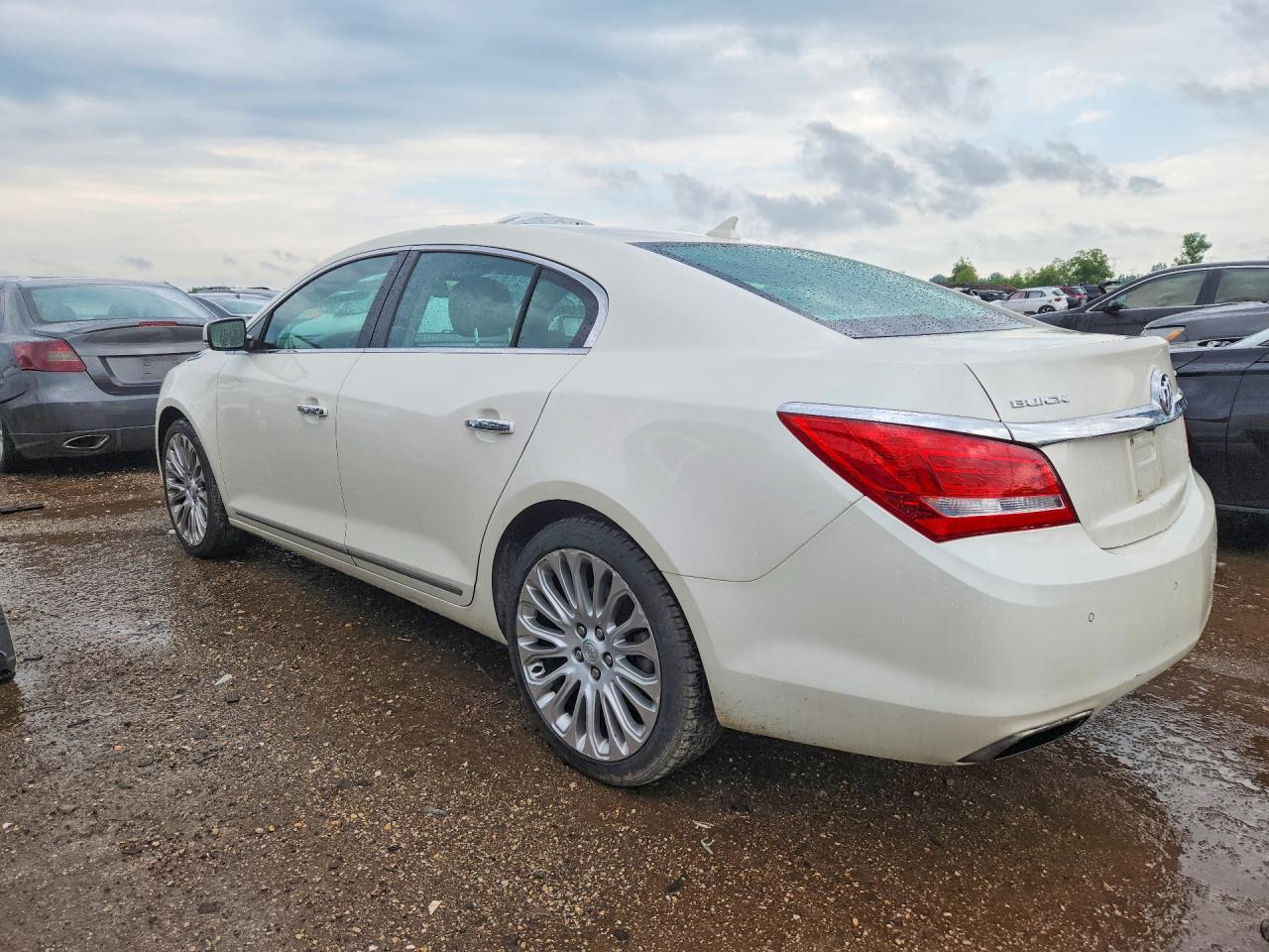 2014 Buick Lacrosse Touring White vin: 1G4GF5G30EF108502
