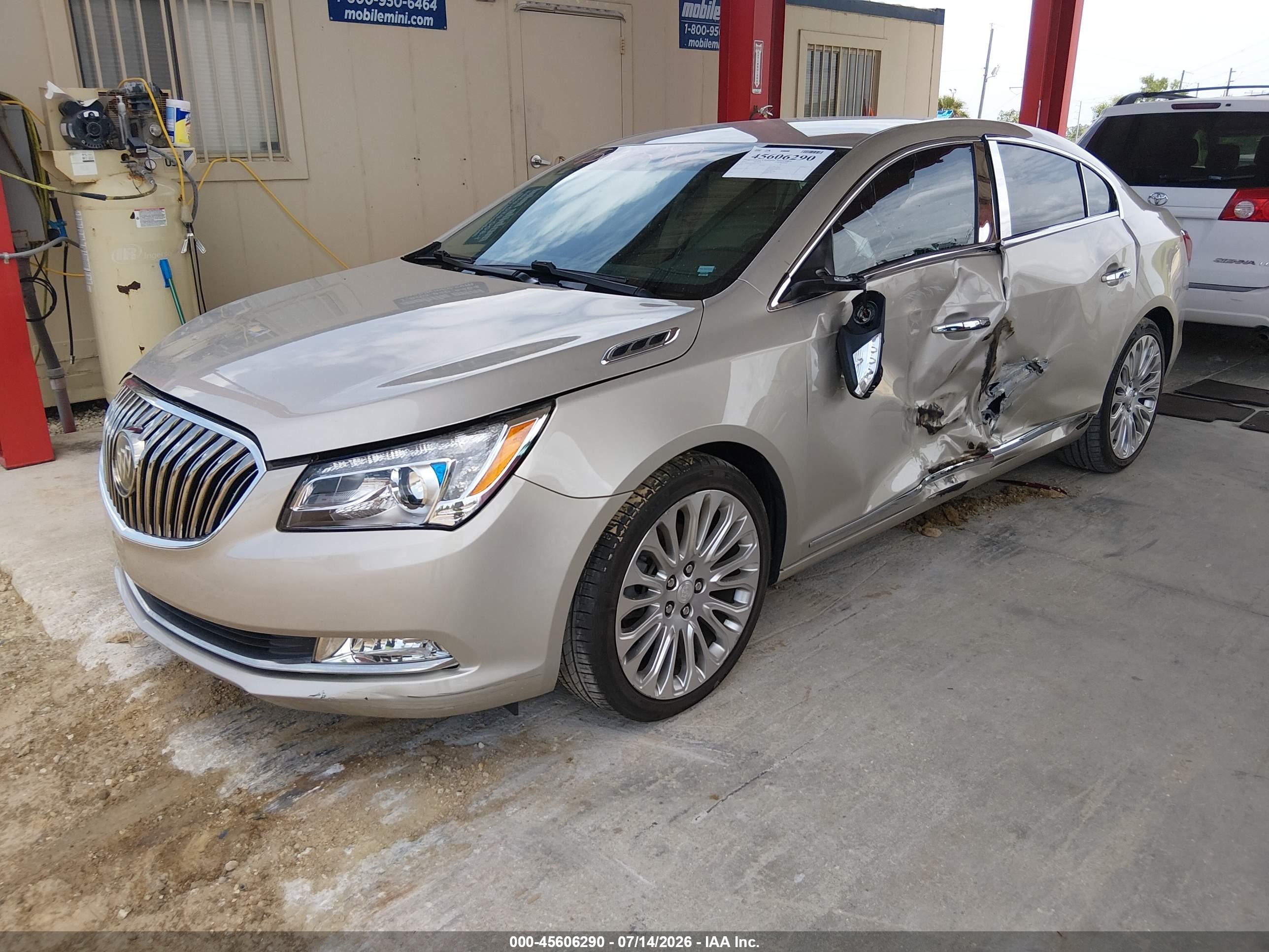 2015 Buick Lacrosse Premium Ii Champagne vin: 1G4GF5G30FF251421