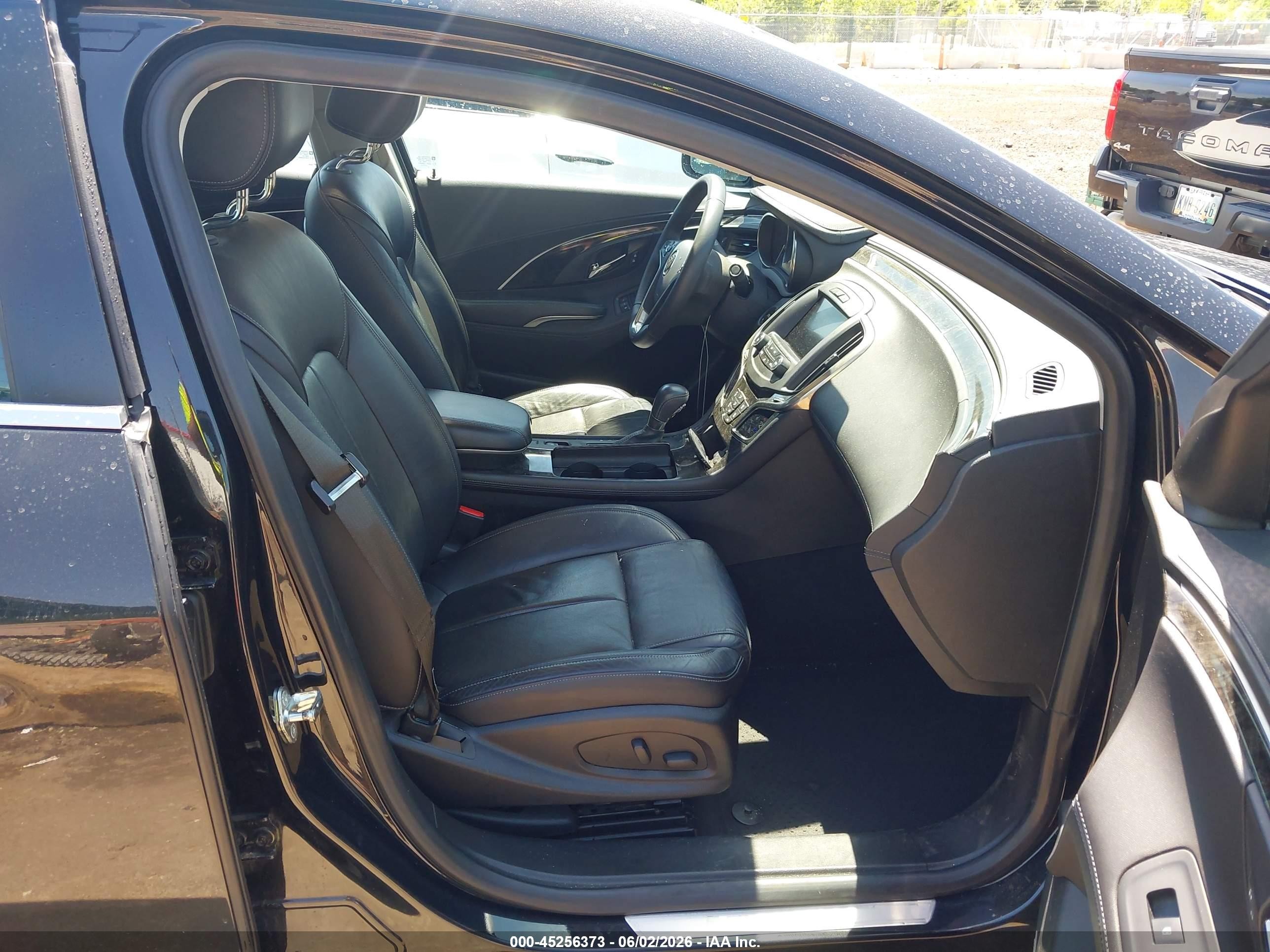 2015 Buick Lacrosse Premium Ii Black vin: 1G4GF5G30FF302576