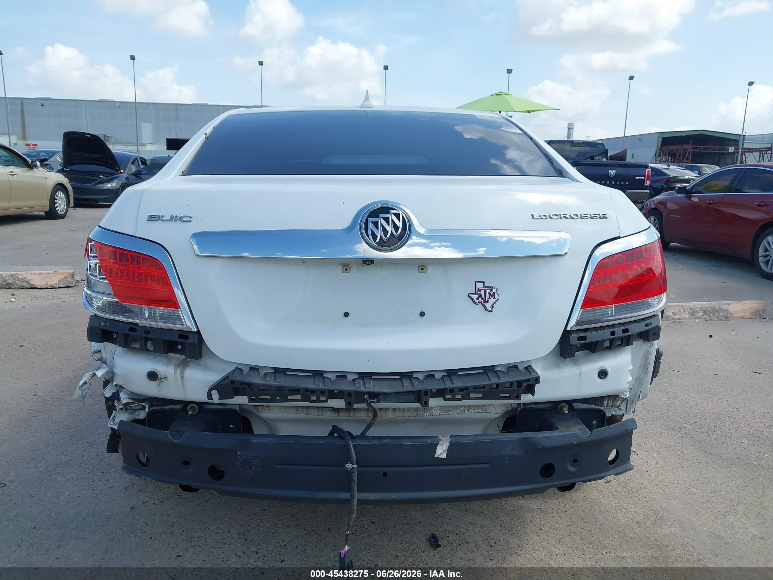 2013 Buick Lacrosse Premium 1 Group Белый vin: 1G4GF5G31DF335695