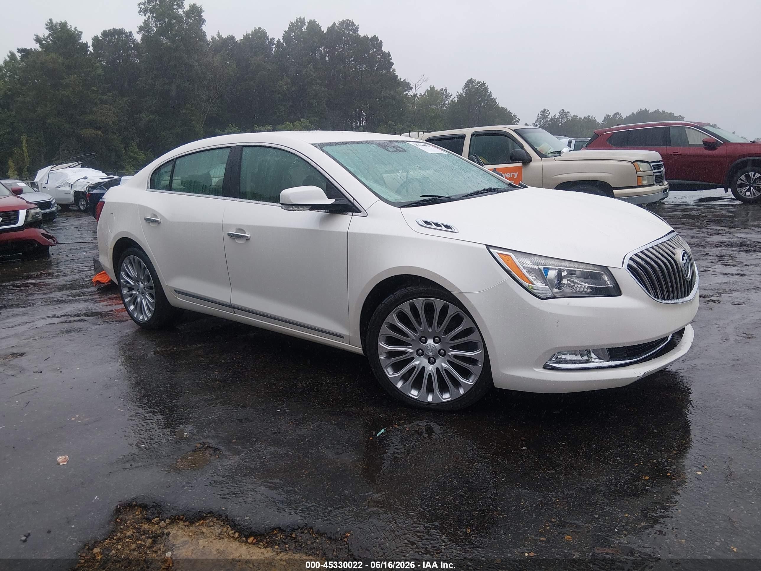 2014 Buick Lacrosse Premium Ii Group White vin: 1G4GF5G31EF210844