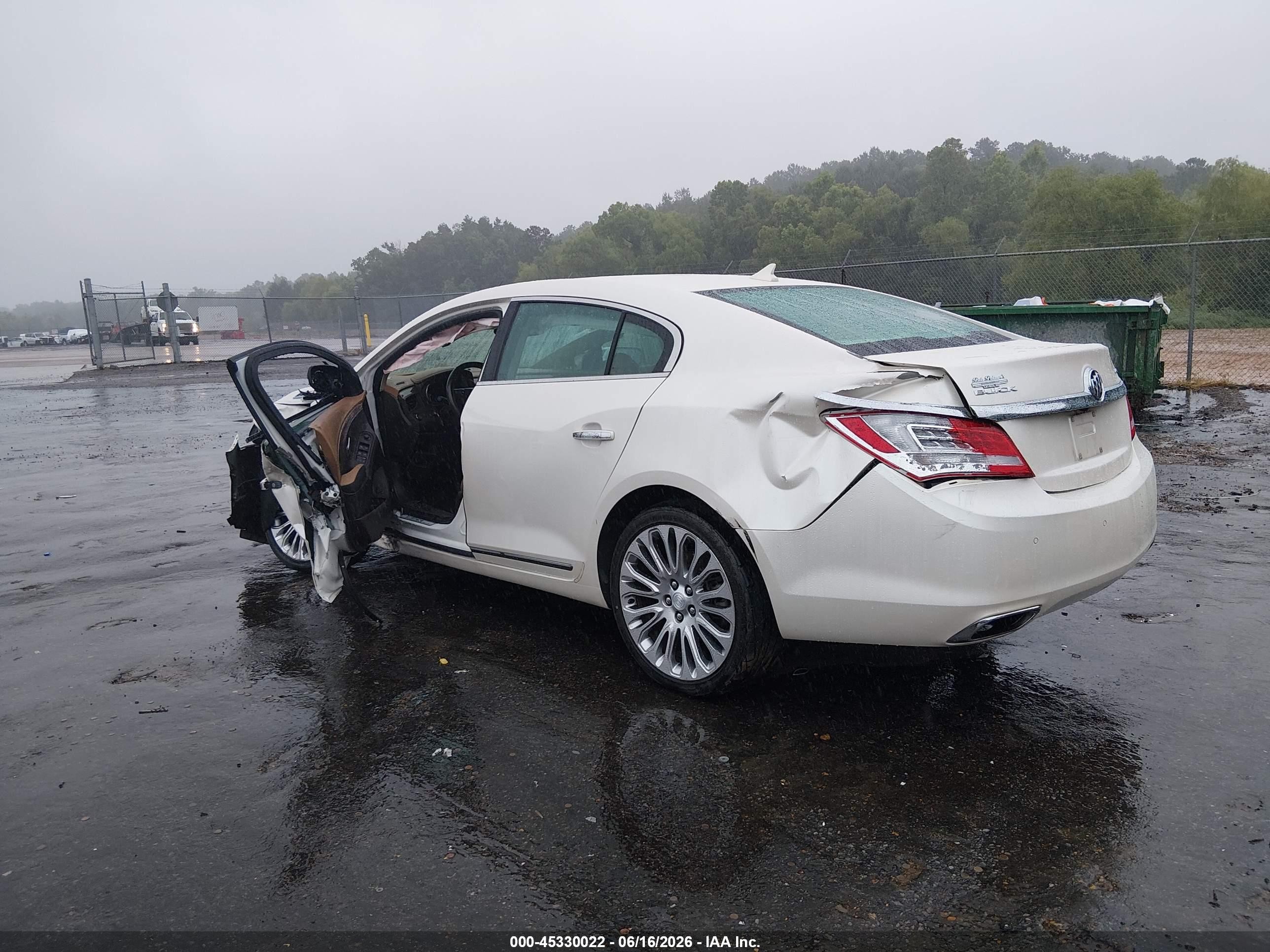 2014 Buick Lacrosse Premium Ii Group White vin: 1G4GF5G31EF210844