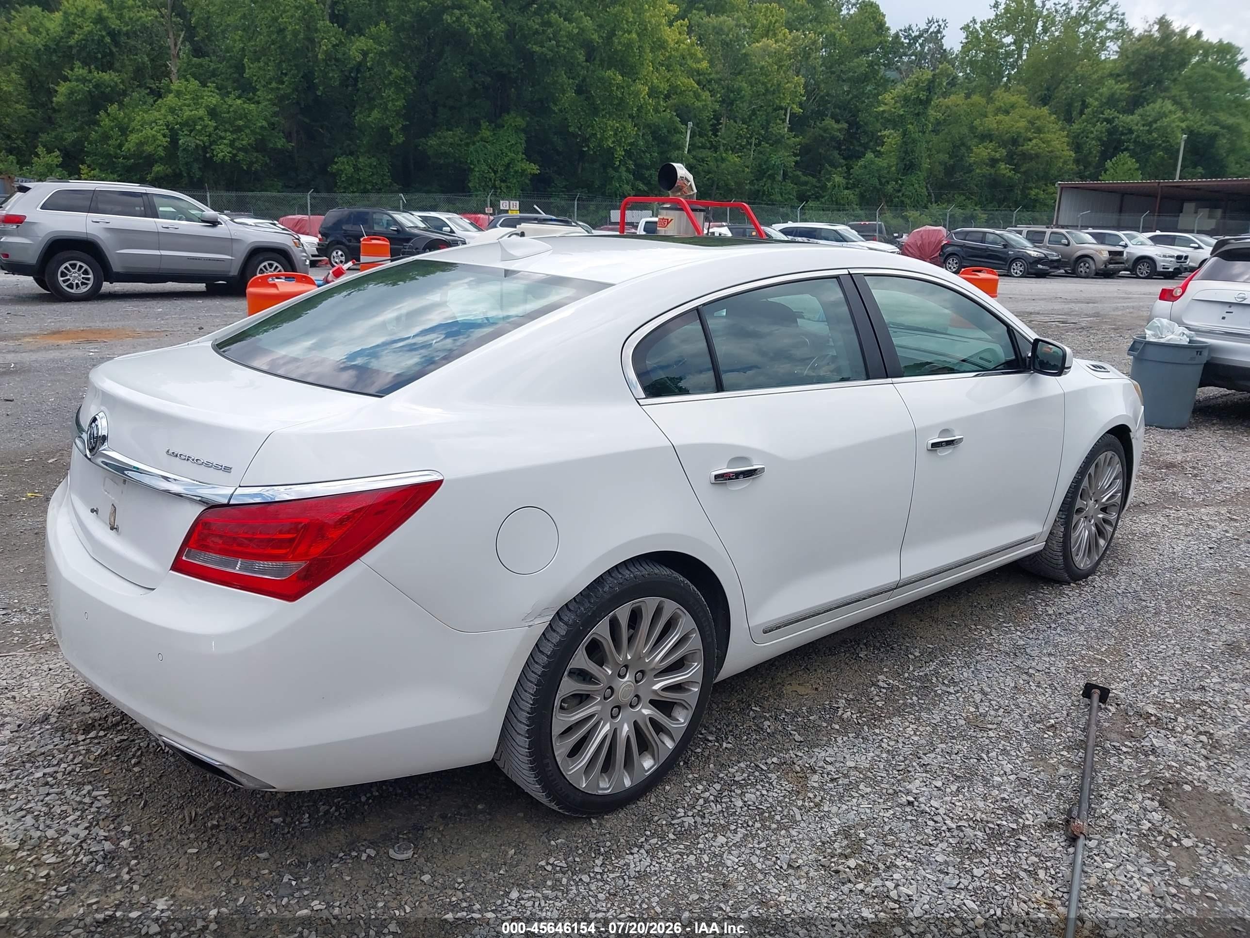 2015 Buick Lacrosse Premium Ii White vin: 1G4GF5G31FF203765