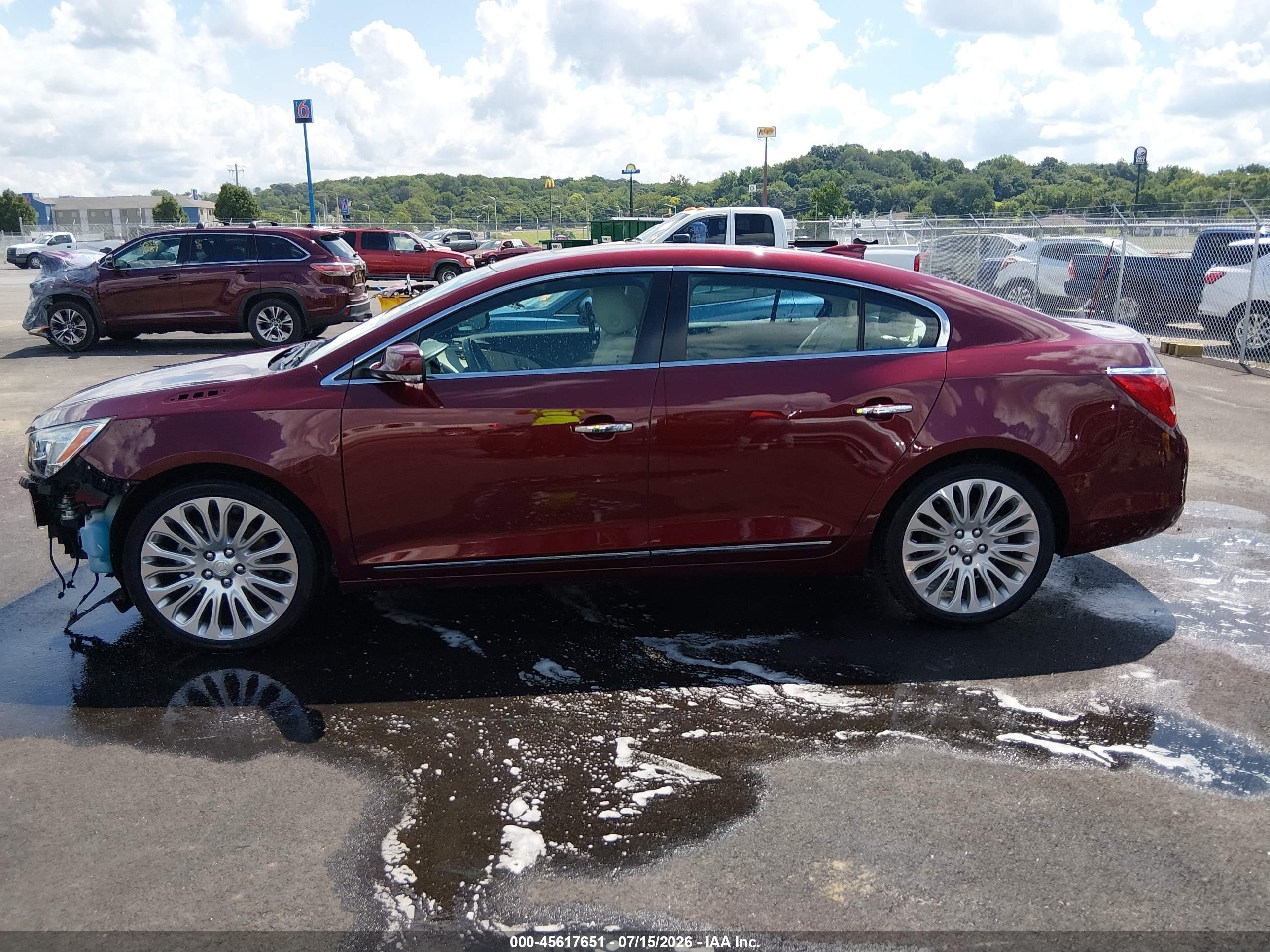 2015 Buick Lacrosse Premium Ii Maroon vin: 1G4GF5G32FF139686