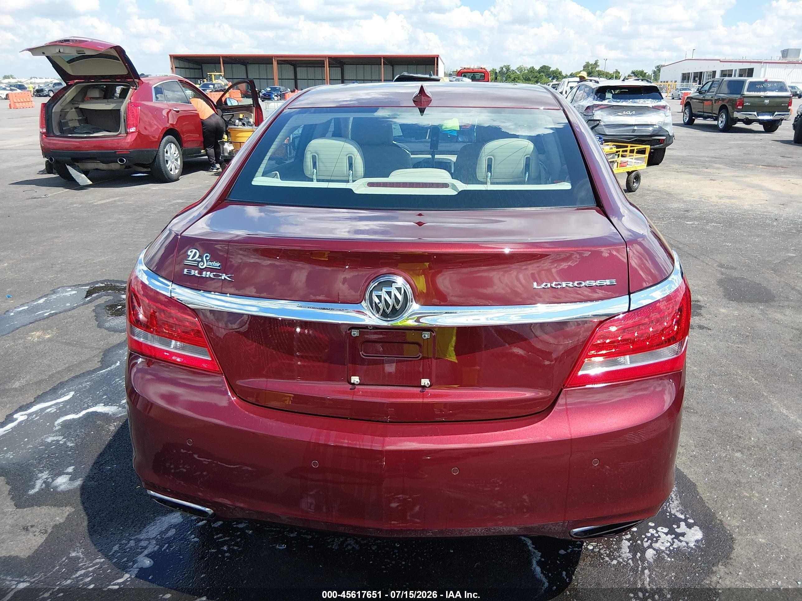 2015 Buick Lacrosse Premium Ii Maroon vin: 1G4GF5G32FF139686
