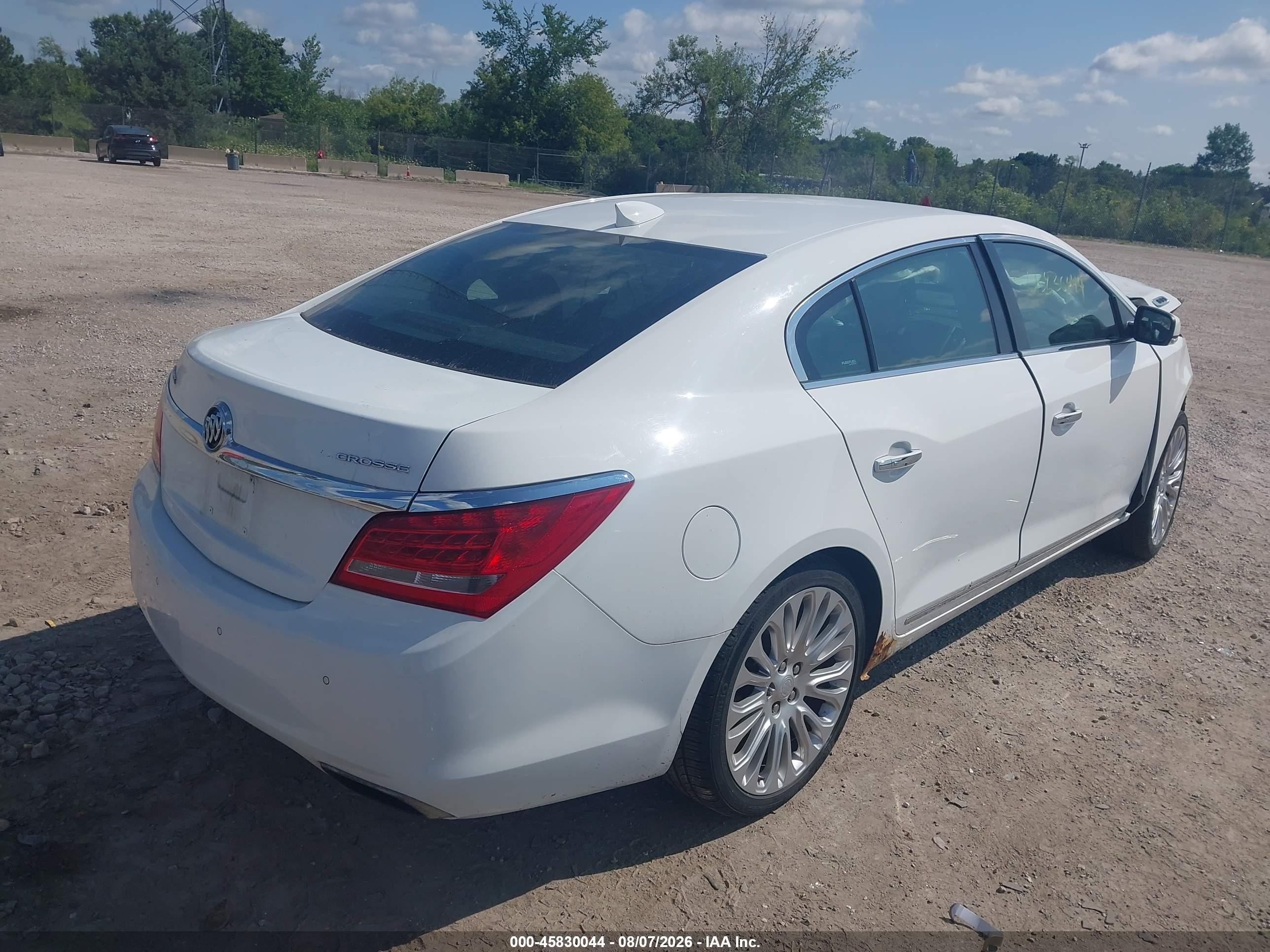 2015 Buick Lacrosse   White vin: 1G4GF5G32FF140854