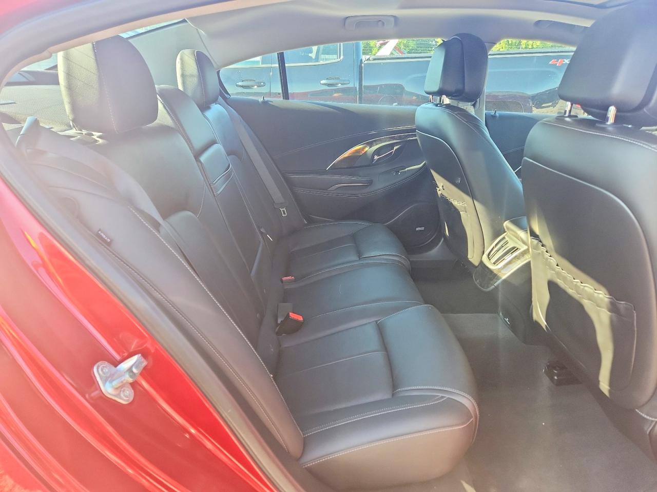 2014 Buick Lacrosse Touring Red vin: 1G4GF5G33EF126198
