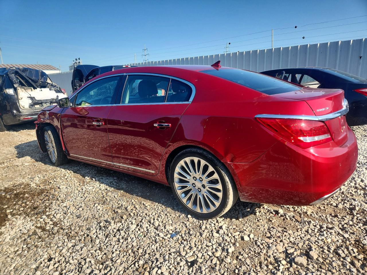 2014 Buick Lacrosse Touring Red vin: 1G4GF5G33EF126198