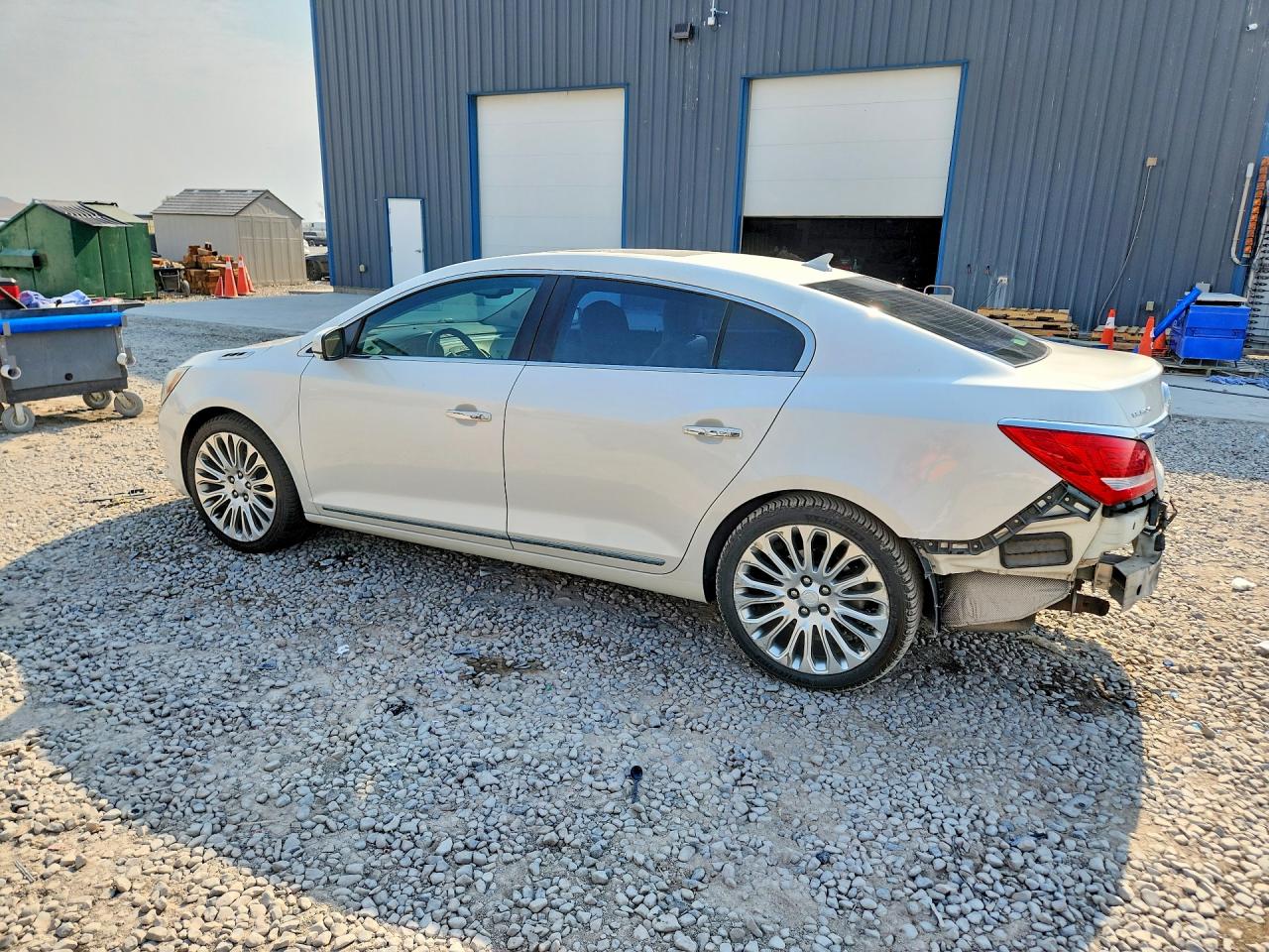 2014 Buick Lacrosse Touring White vin: 1G4GF5G33EF209372
