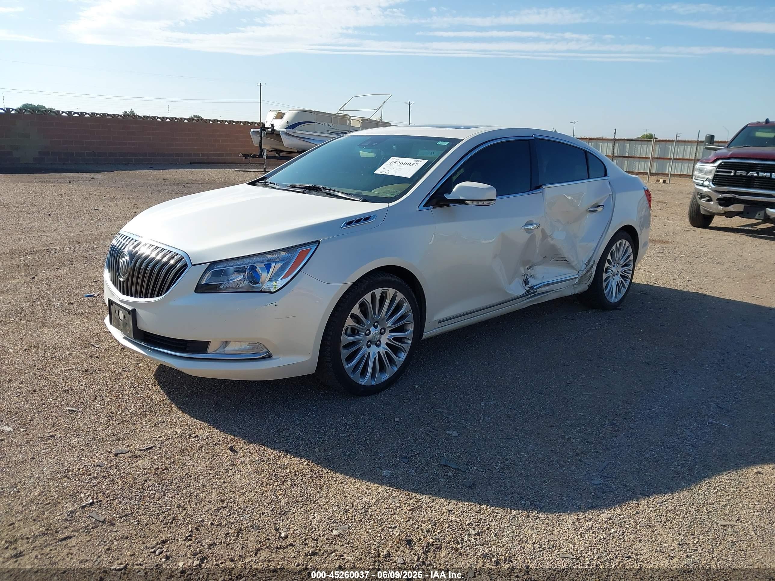2014 Buick Lacrosse Premium Ii Group White vin: 1G4GF5G33EF213938