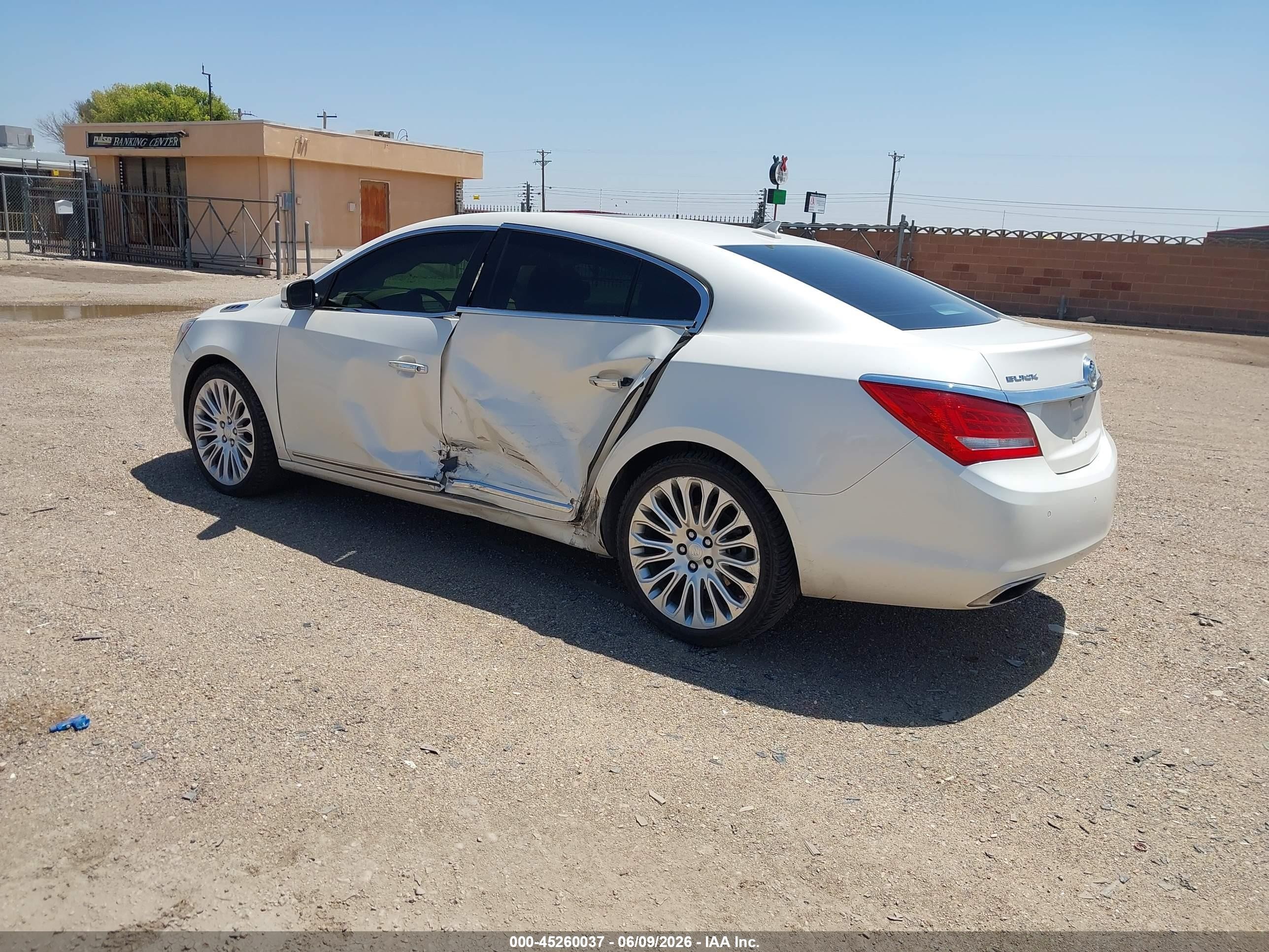 2014 Buick Lacrosse Premium Ii Group White vin: 1G4GF5G33EF213938