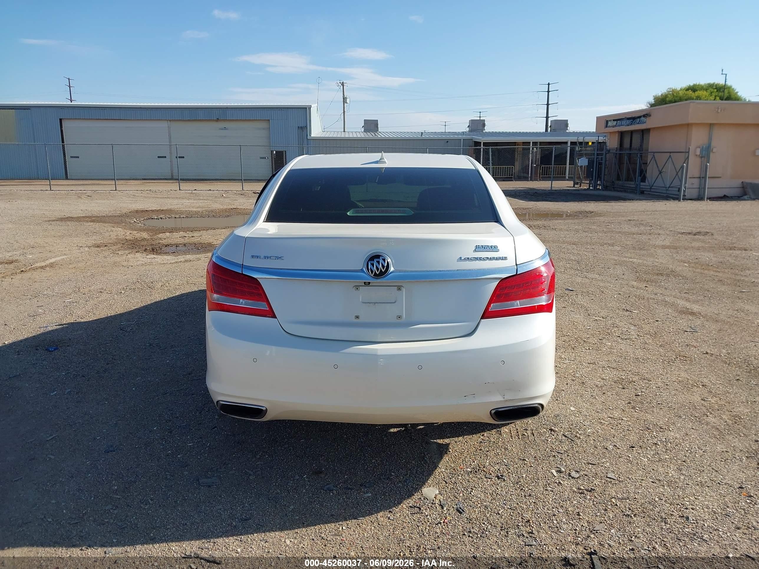 2014 Buick Lacrosse Premium Ii Group White vin: 1G4GF5G33EF213938